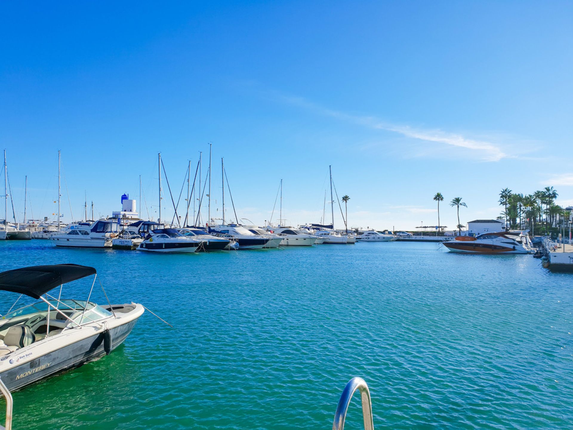 Kondominium di Puerto de la Duquesa, Andalusia 10175076