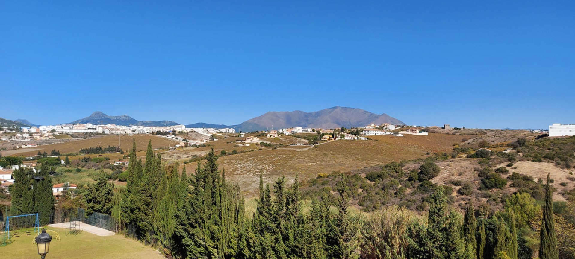 Huis in Puerto de la Duquesa, Andalusia 10175226