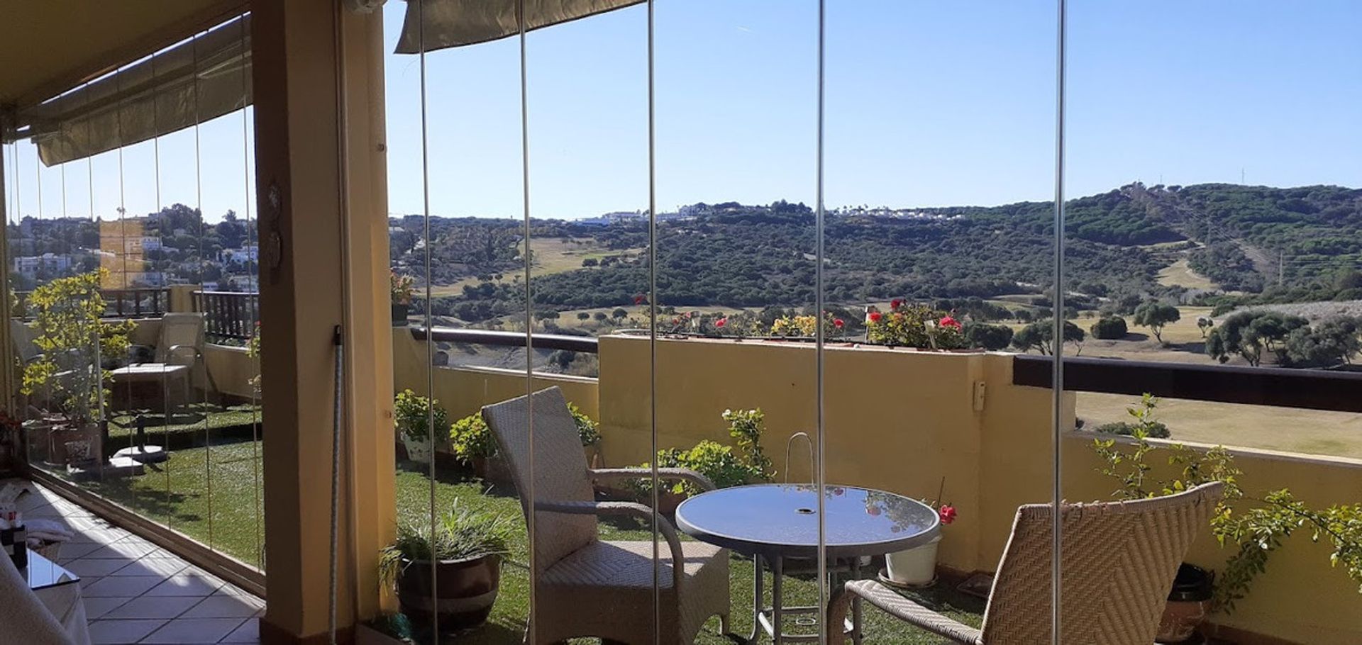 Condominio nel Guadiaro, Andalusia 10175227