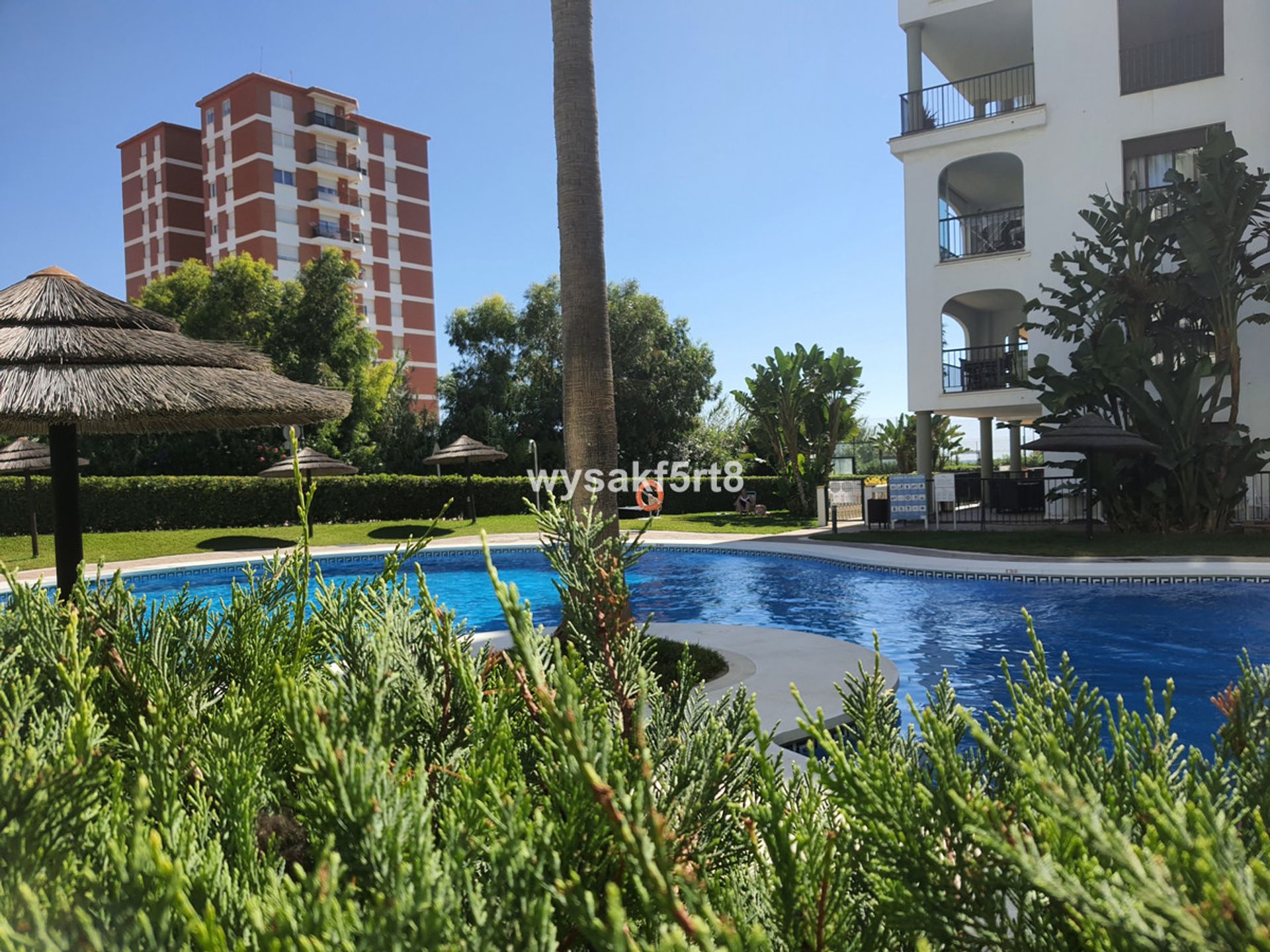 Condominium in Puerto de la Duquesa, Andalusia 10175245