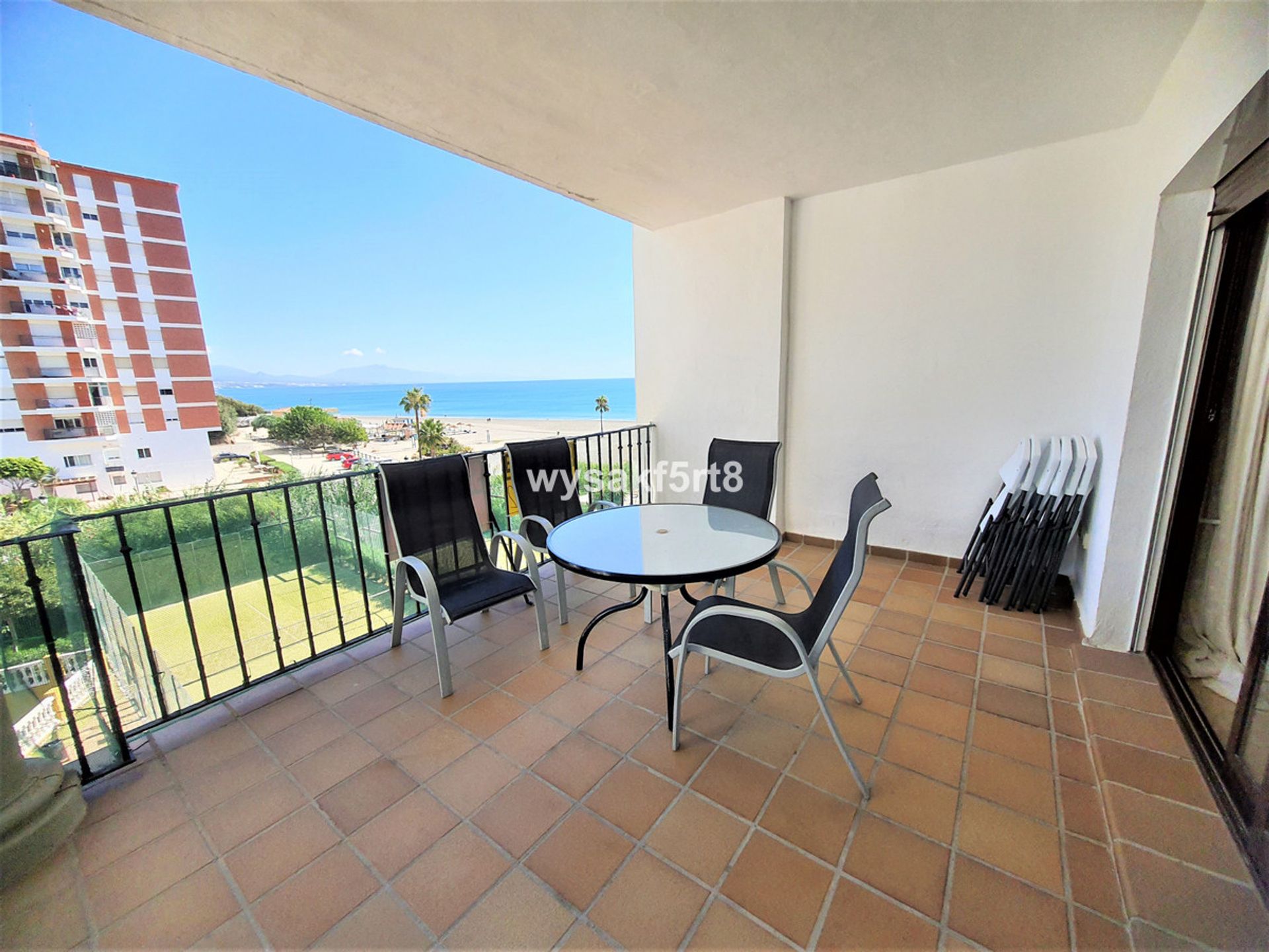 Condominium in Puerto de la Duquesa, Andalusia 10175245