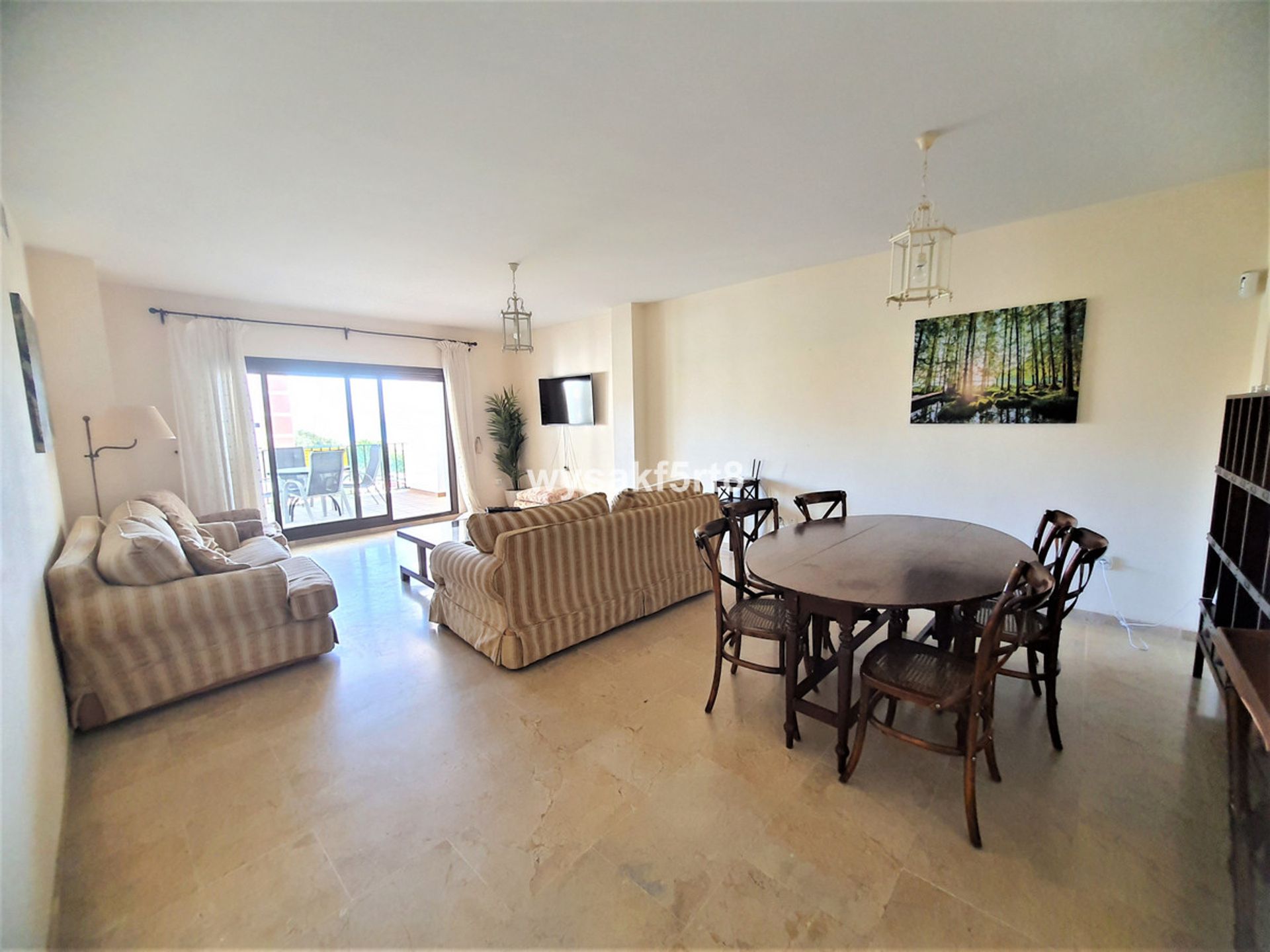 Condominium in Puerto de la Duquesa, Andalusia 10175245