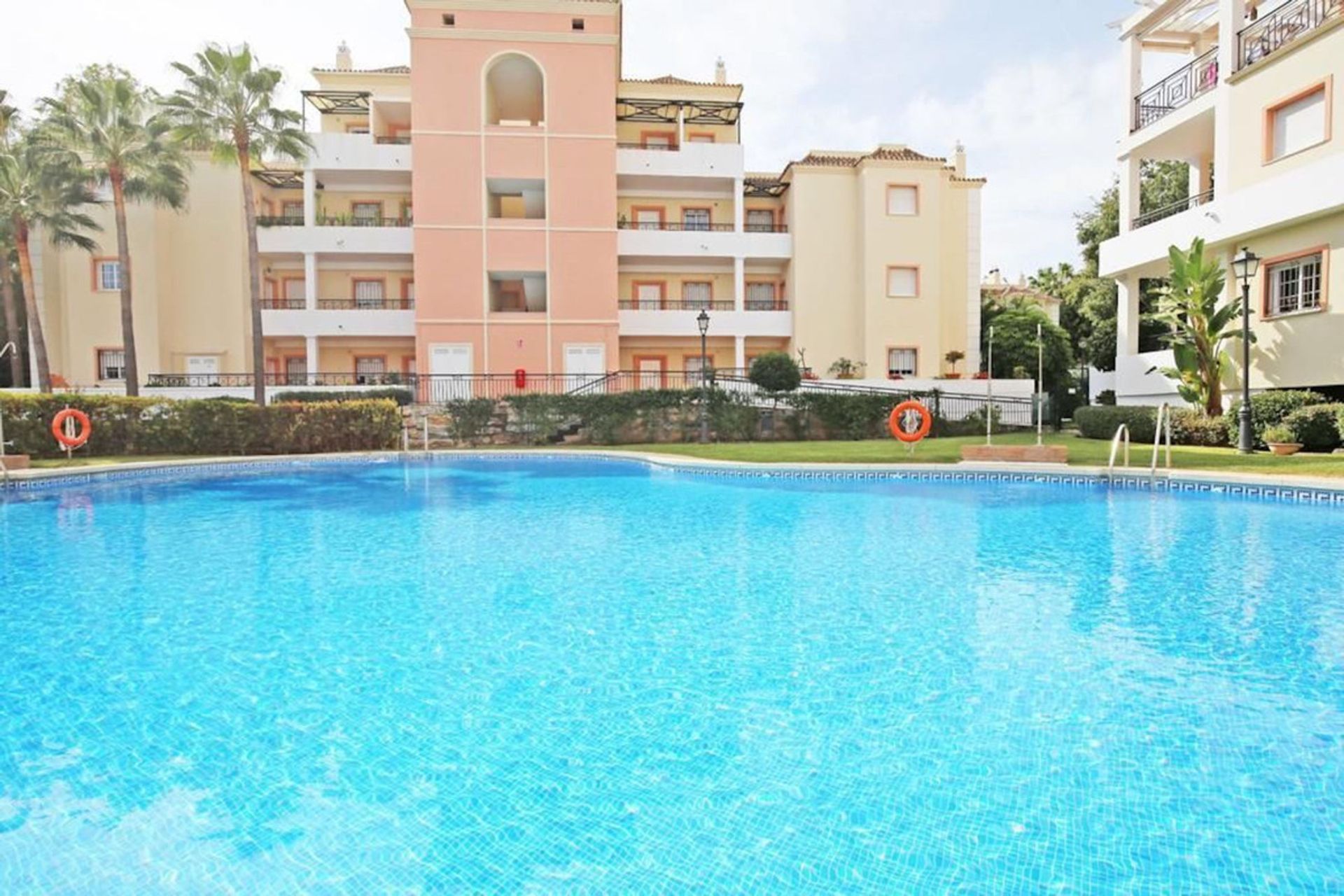 Condominio en Marbella, Andalucía 10175267