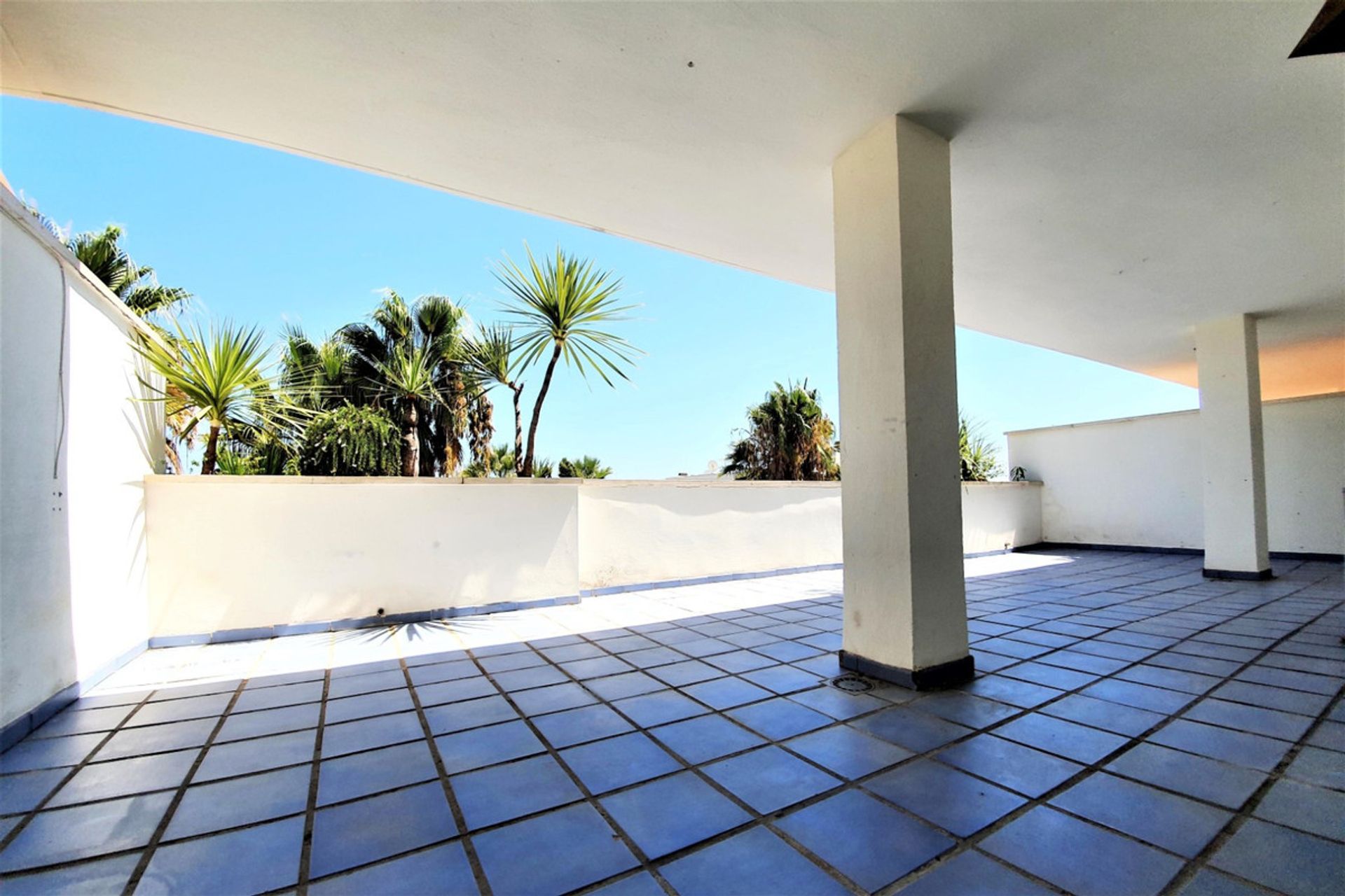 Condominium in El Angel, Andalusia 10175489