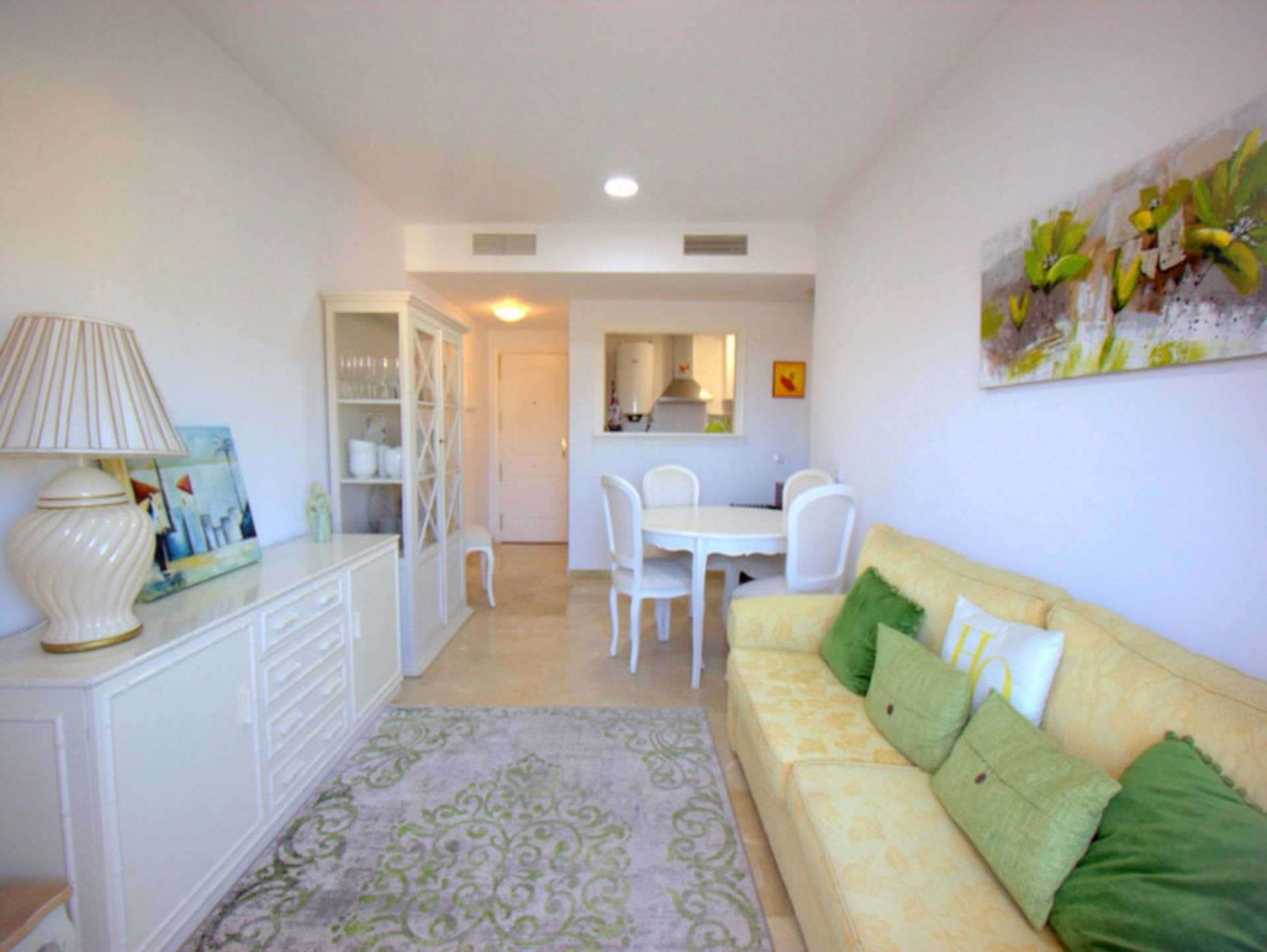 Condominium in Puerto de la Duquesa, Andalusia 10175559