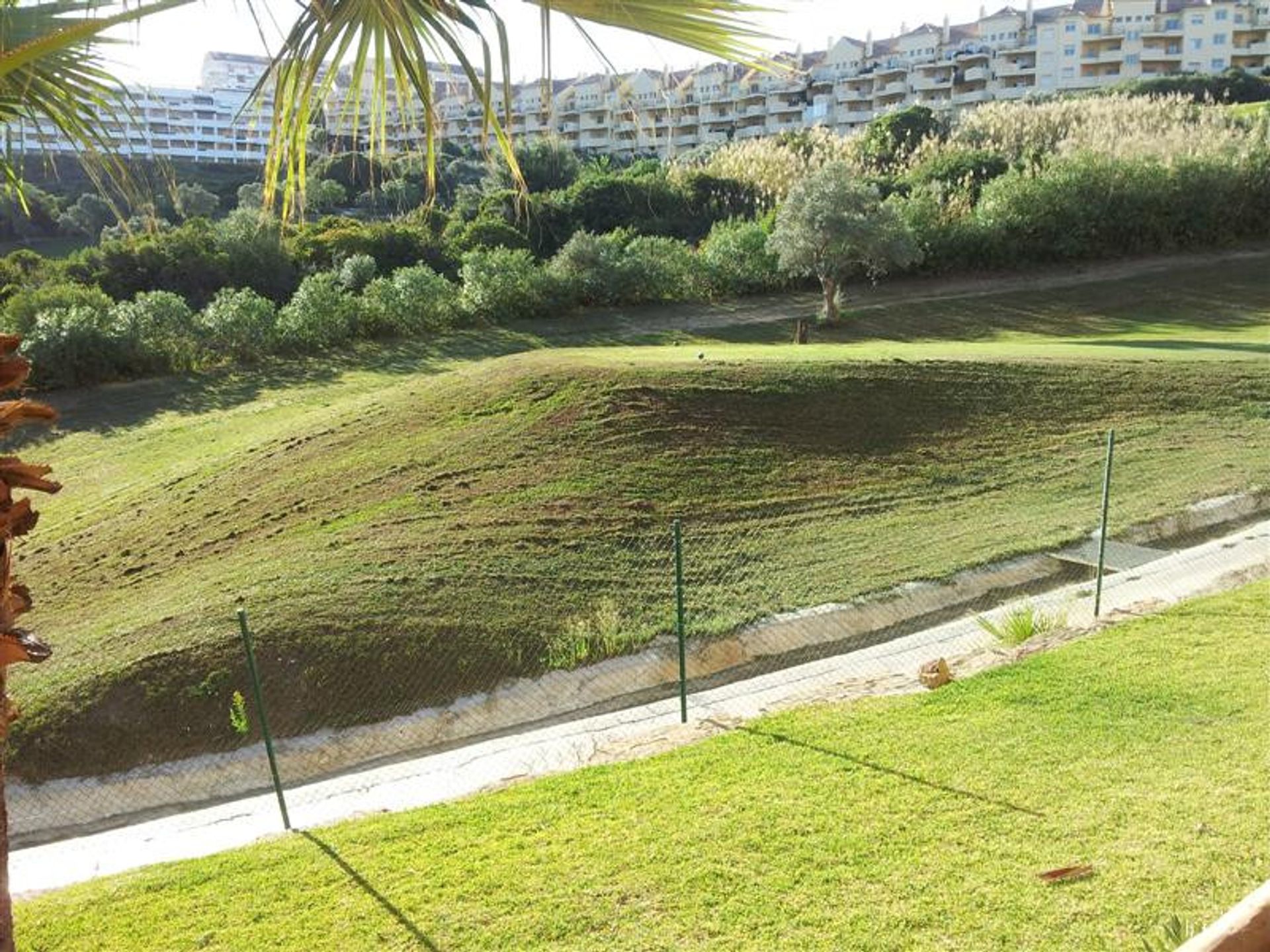 عمارات في Puerto de la Duquesa, Andalusia 10175607