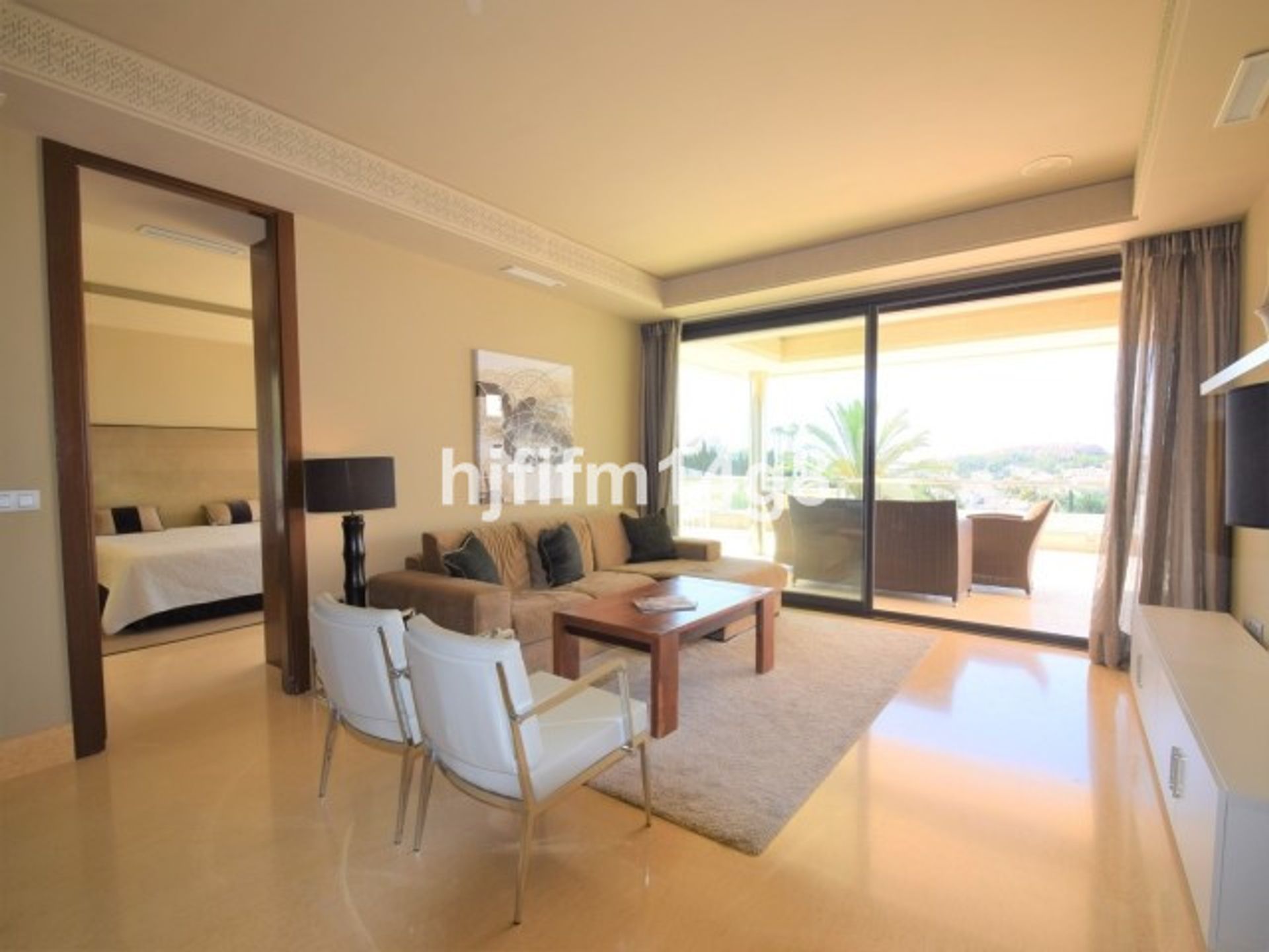 Condominium in Marbella, Andalucía 10175610