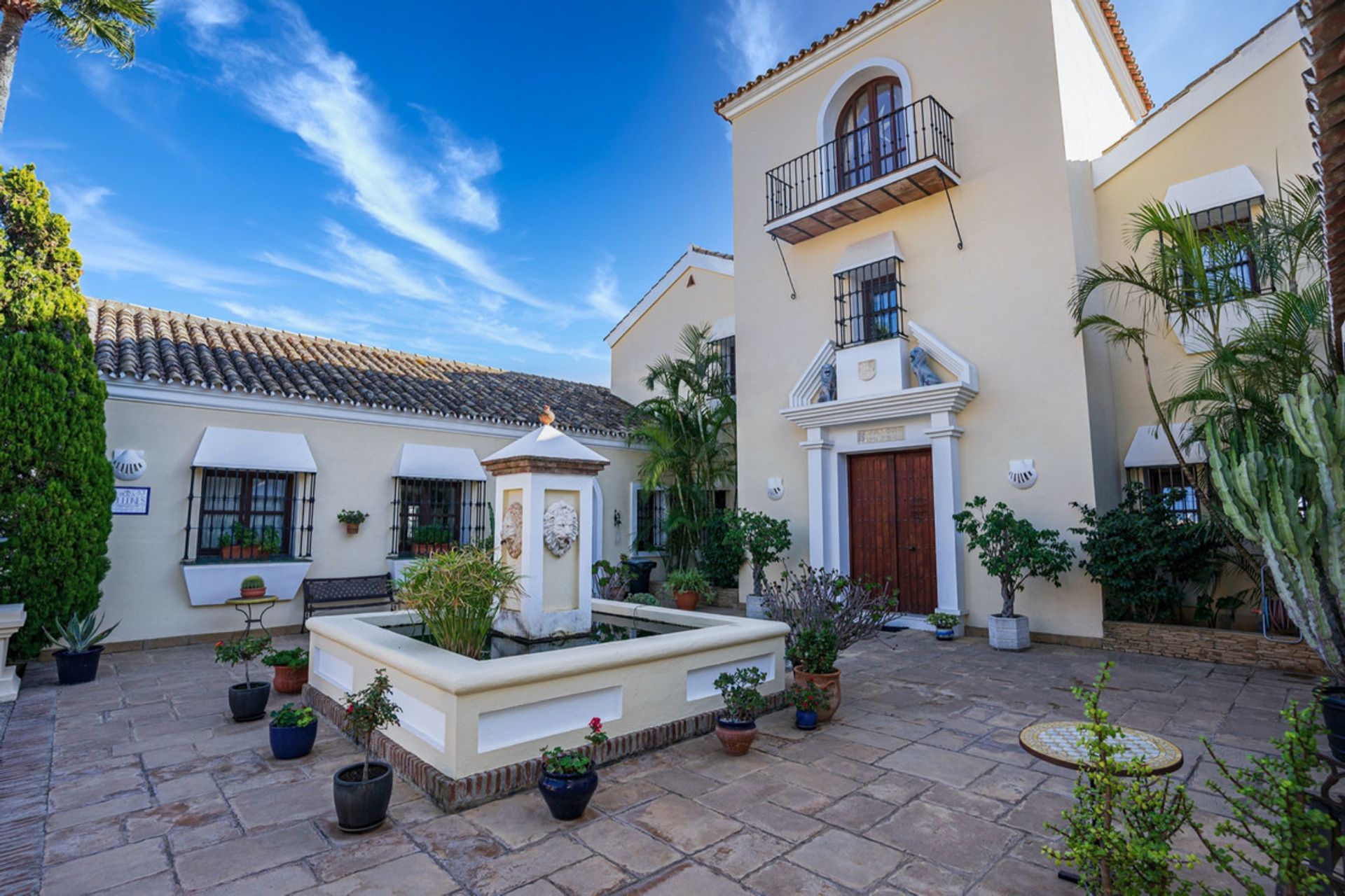 Casa nel Castillo de Sabinillas, Andalusia 10175668