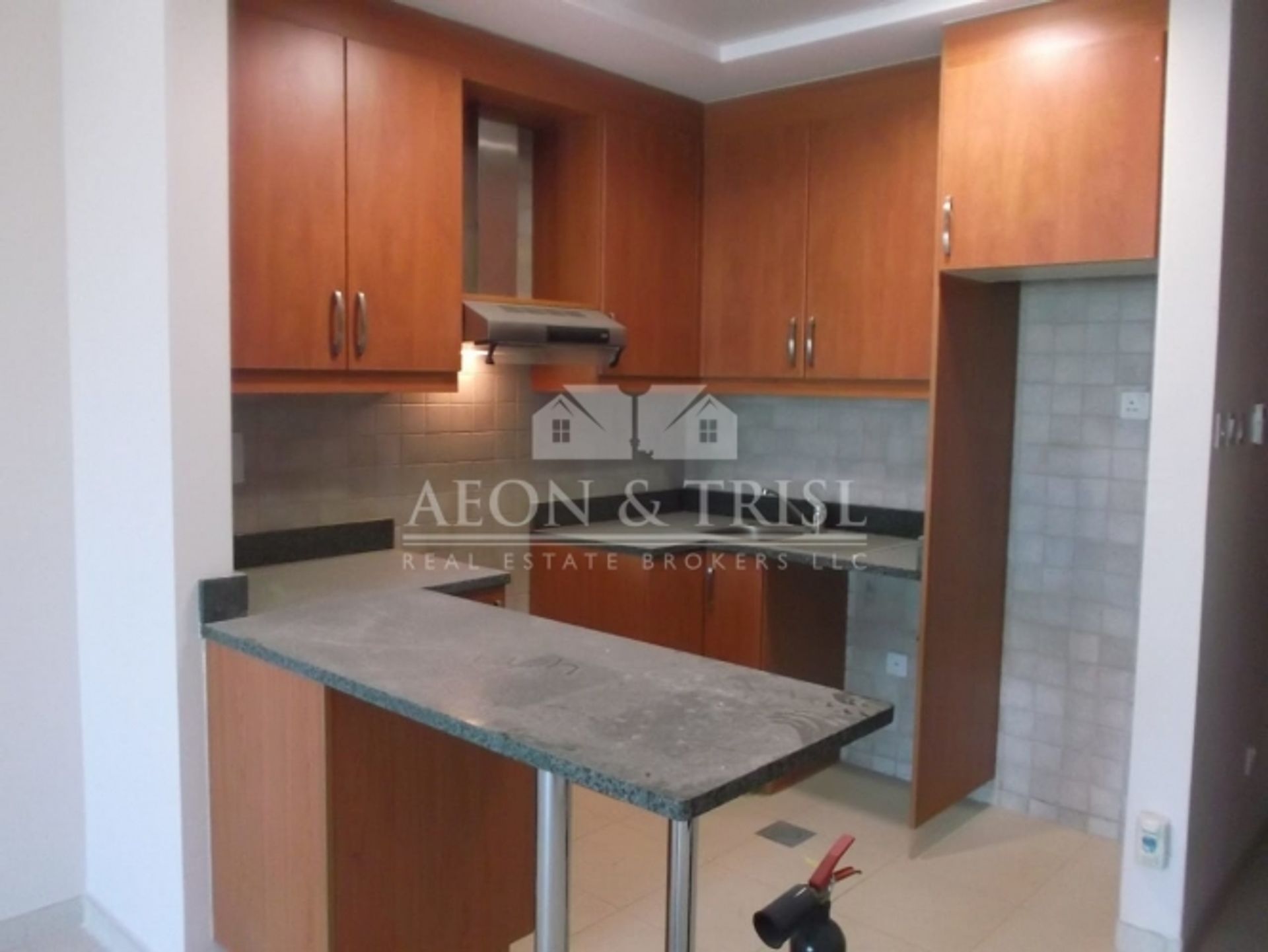 Condominium in 'Ud al Bayda', Dubayy 10175685