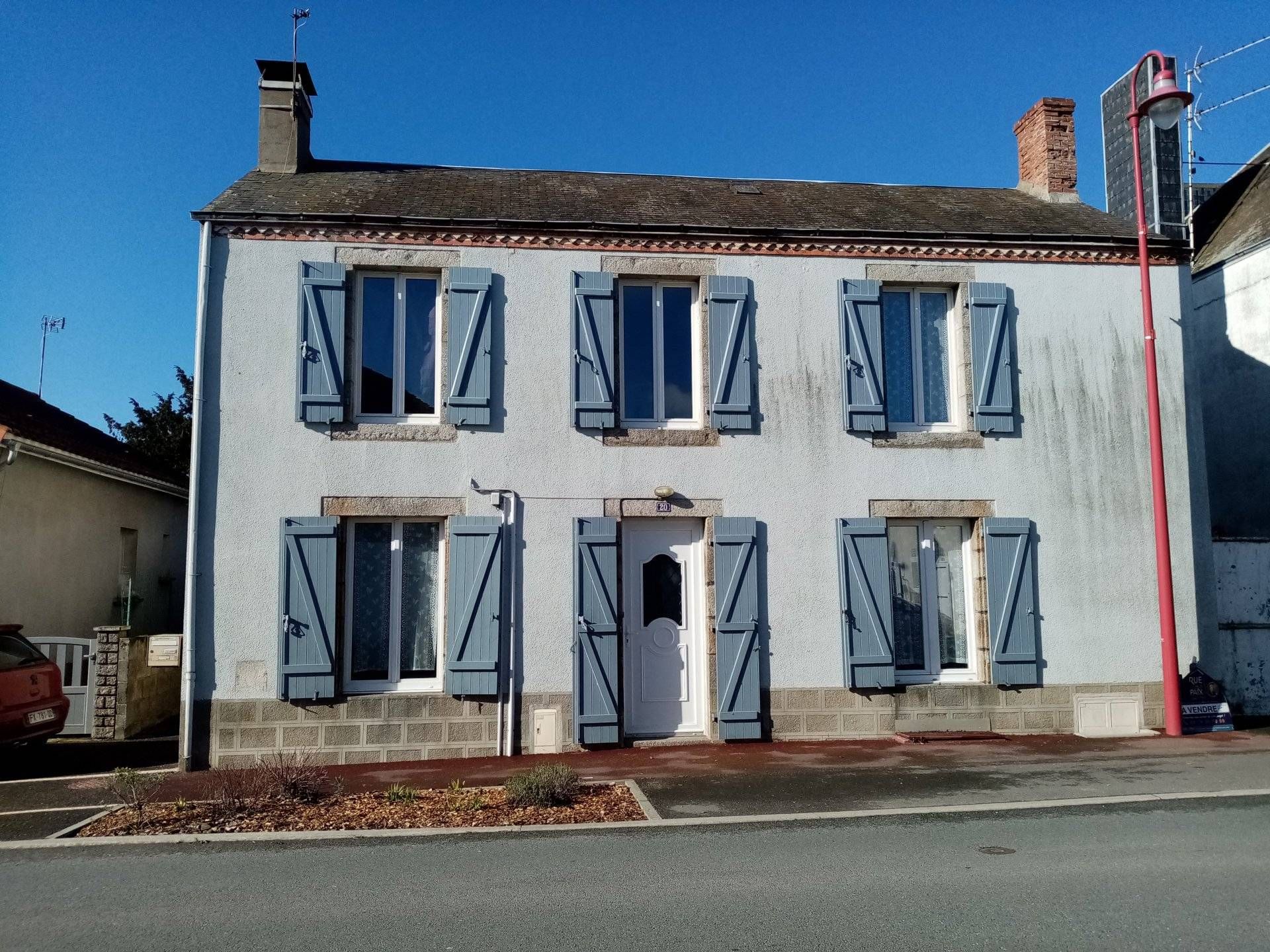 집 에 Saint-Germain-de-Longue-Chaume, Nouvelle-Aquitaine 10175748