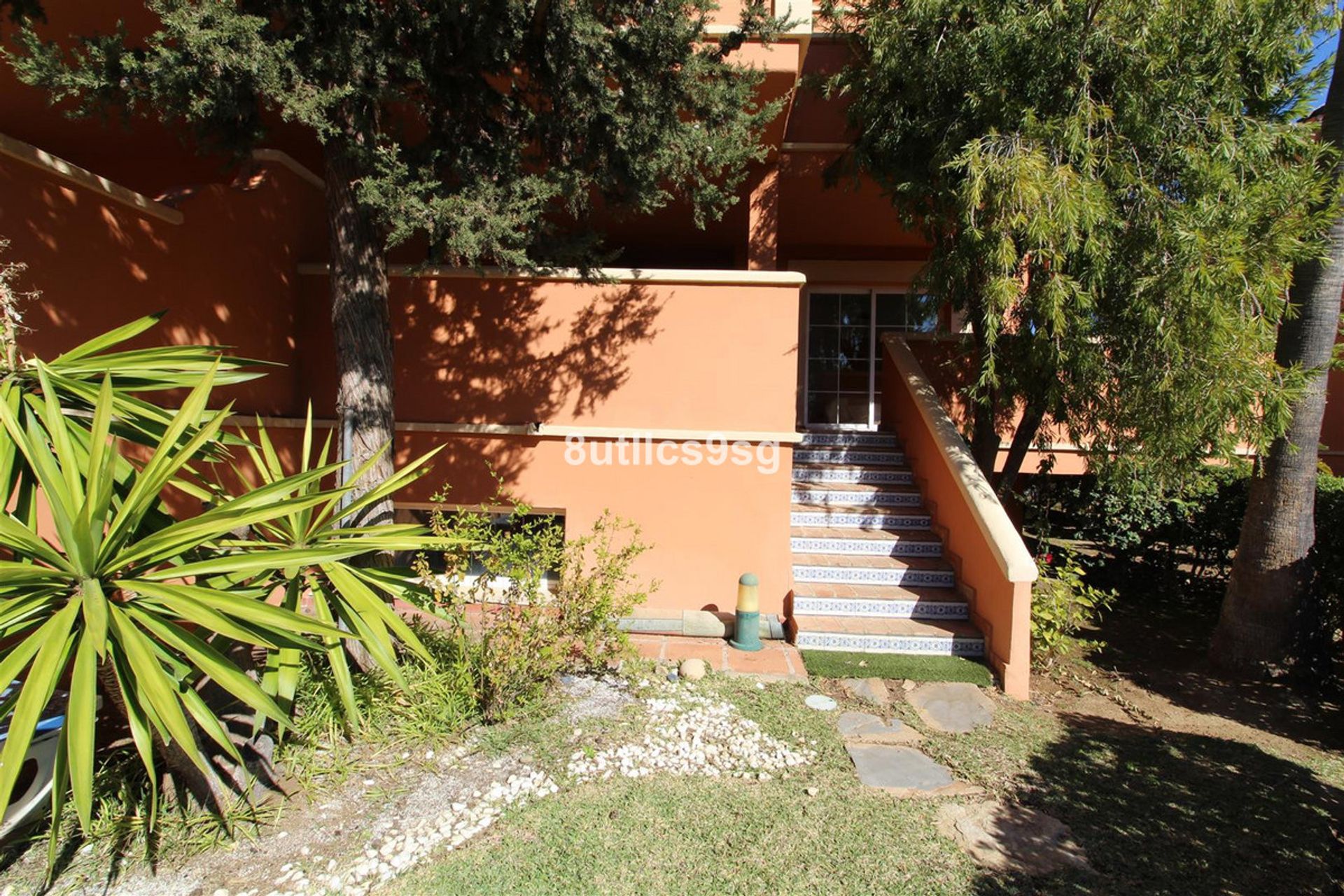 Condominium in Marbella, Andalucía 10175782