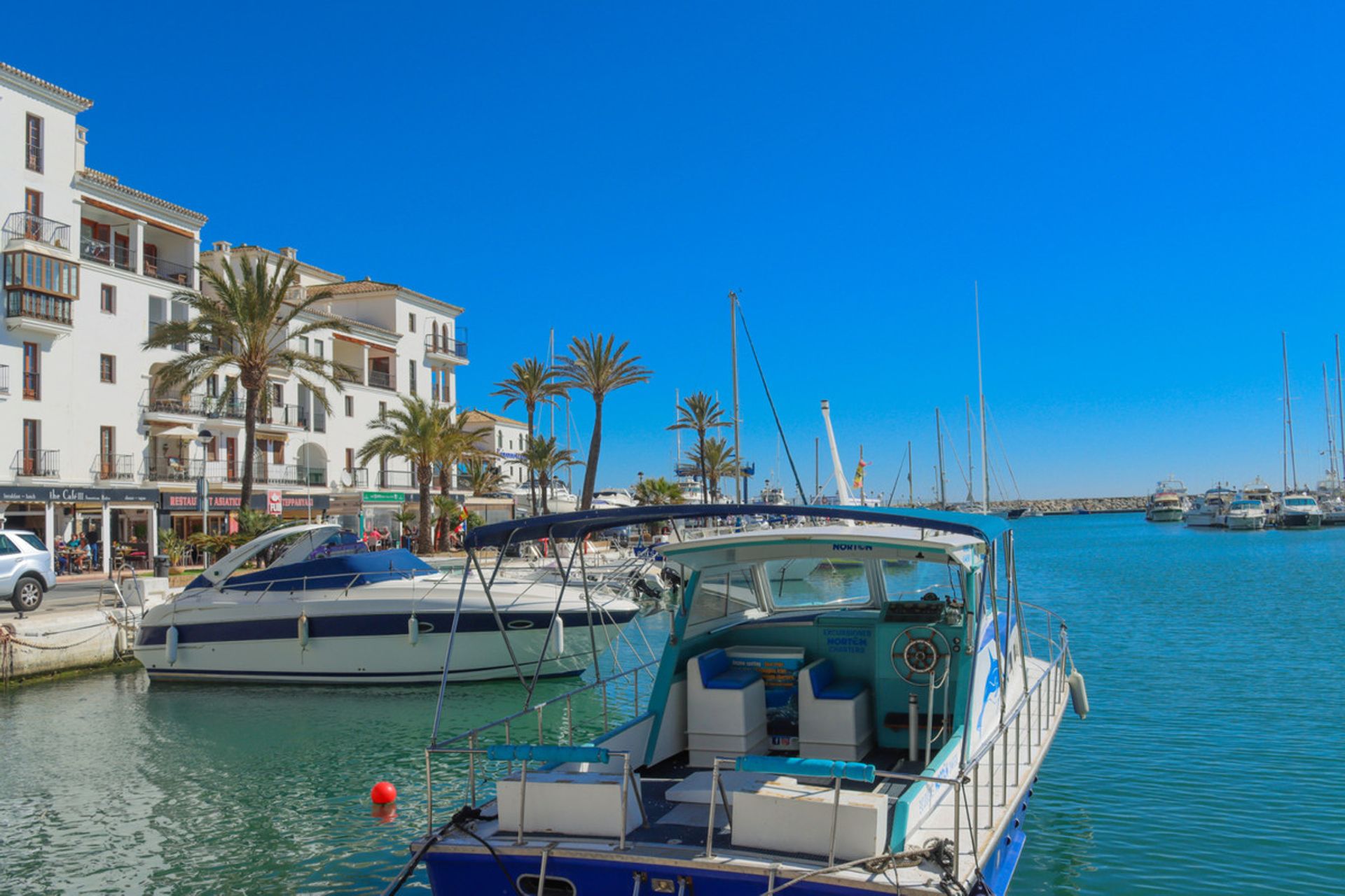 Huis in Puerto de la Duquesa, Andalusia 10175796