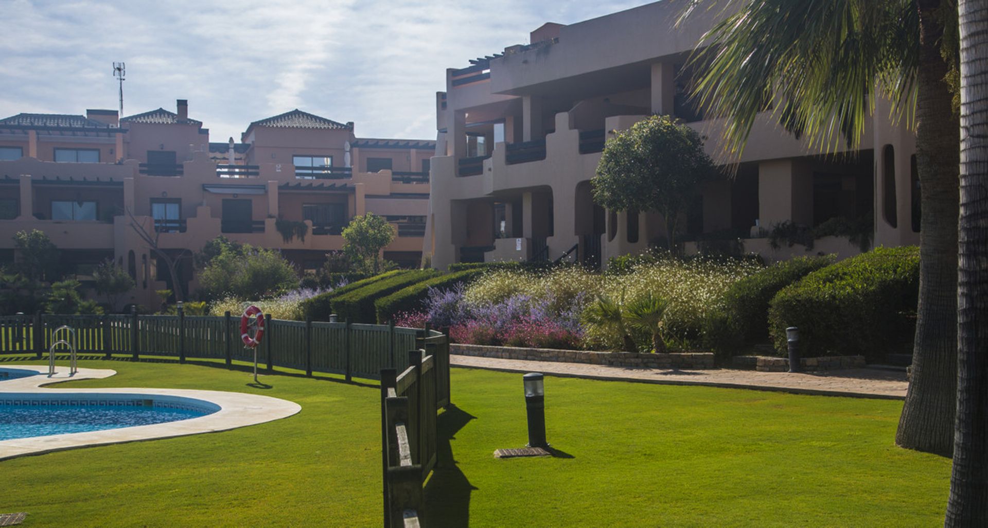 Condominium in Casares, Andalusië 10175892