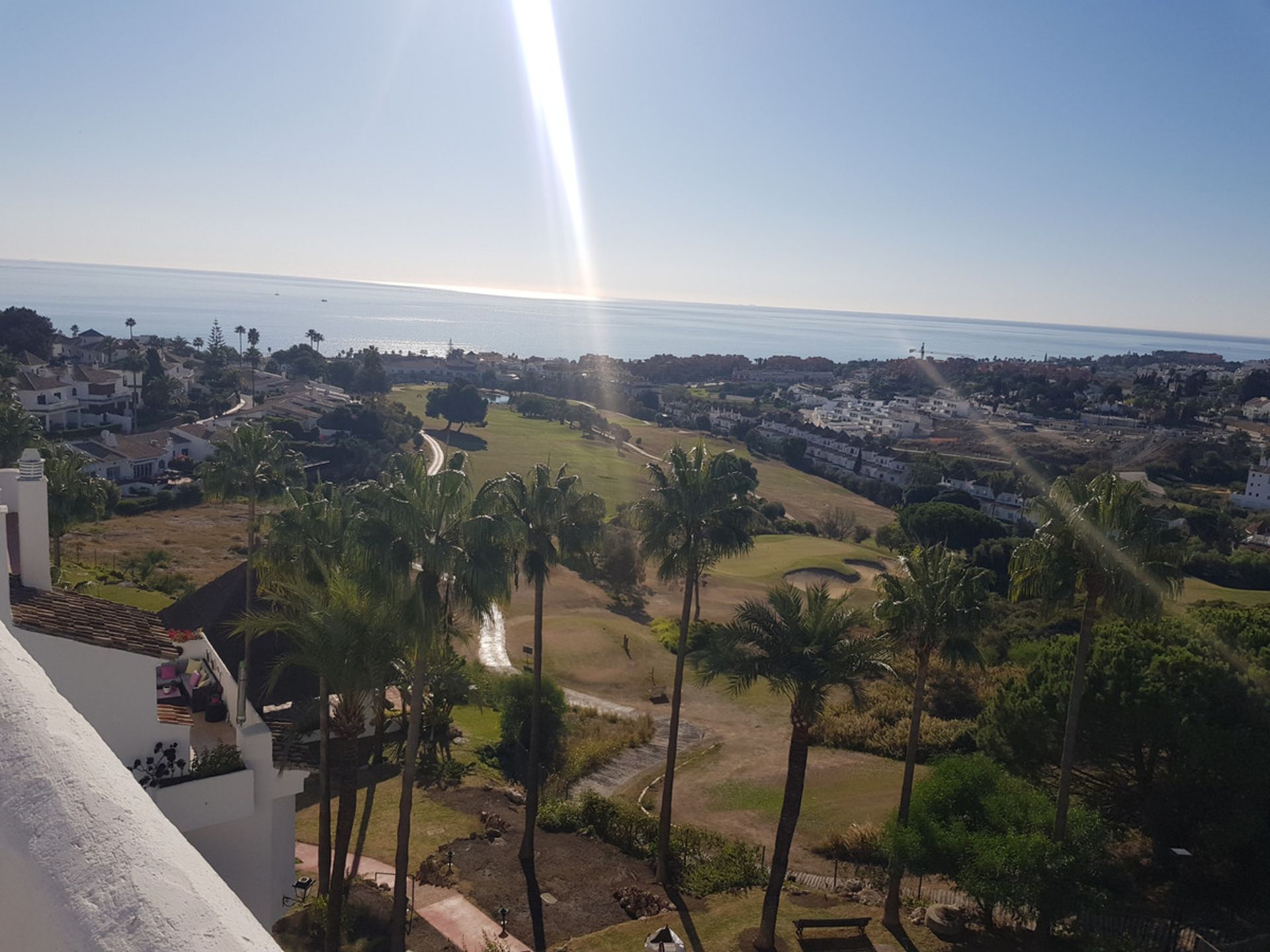 σπίτι σε Puerto de la Duquesa, Andalusia 10176124