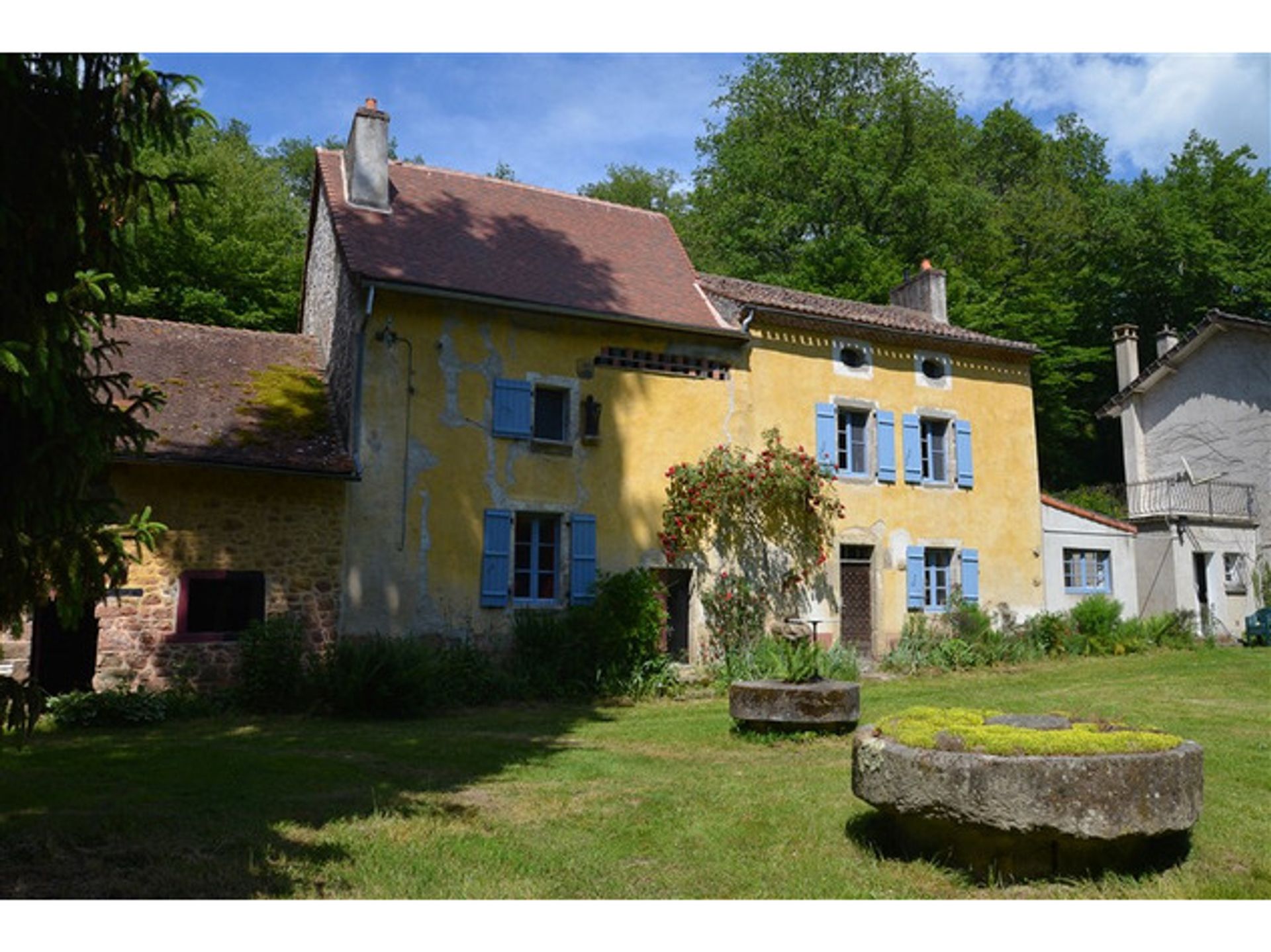 Будинок в Val-d'Oire-et-Gartempe, Nouvelle-Aquitaine 10176303