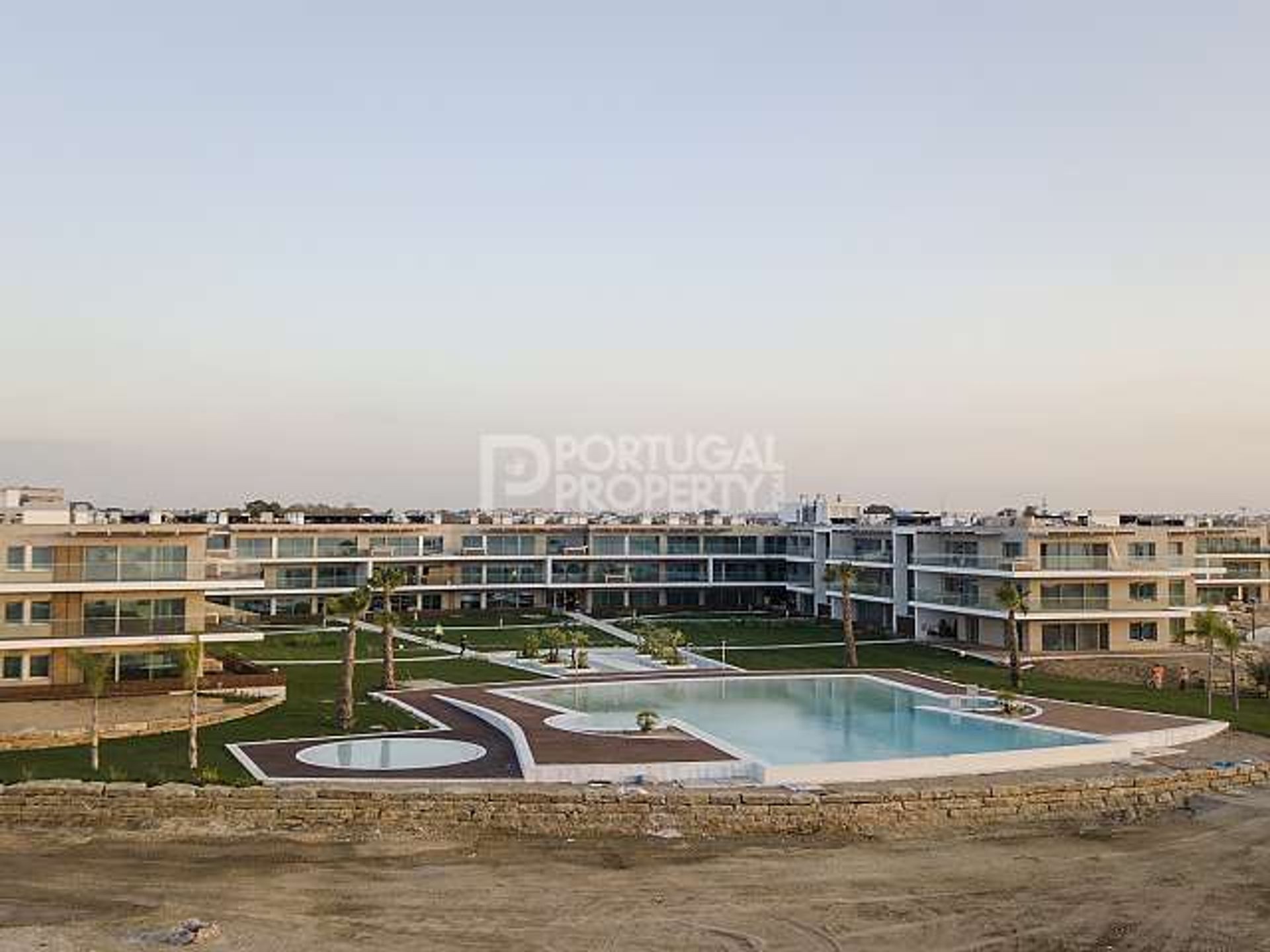 Condominium in Setúbal Municipality, Setubal 10176419