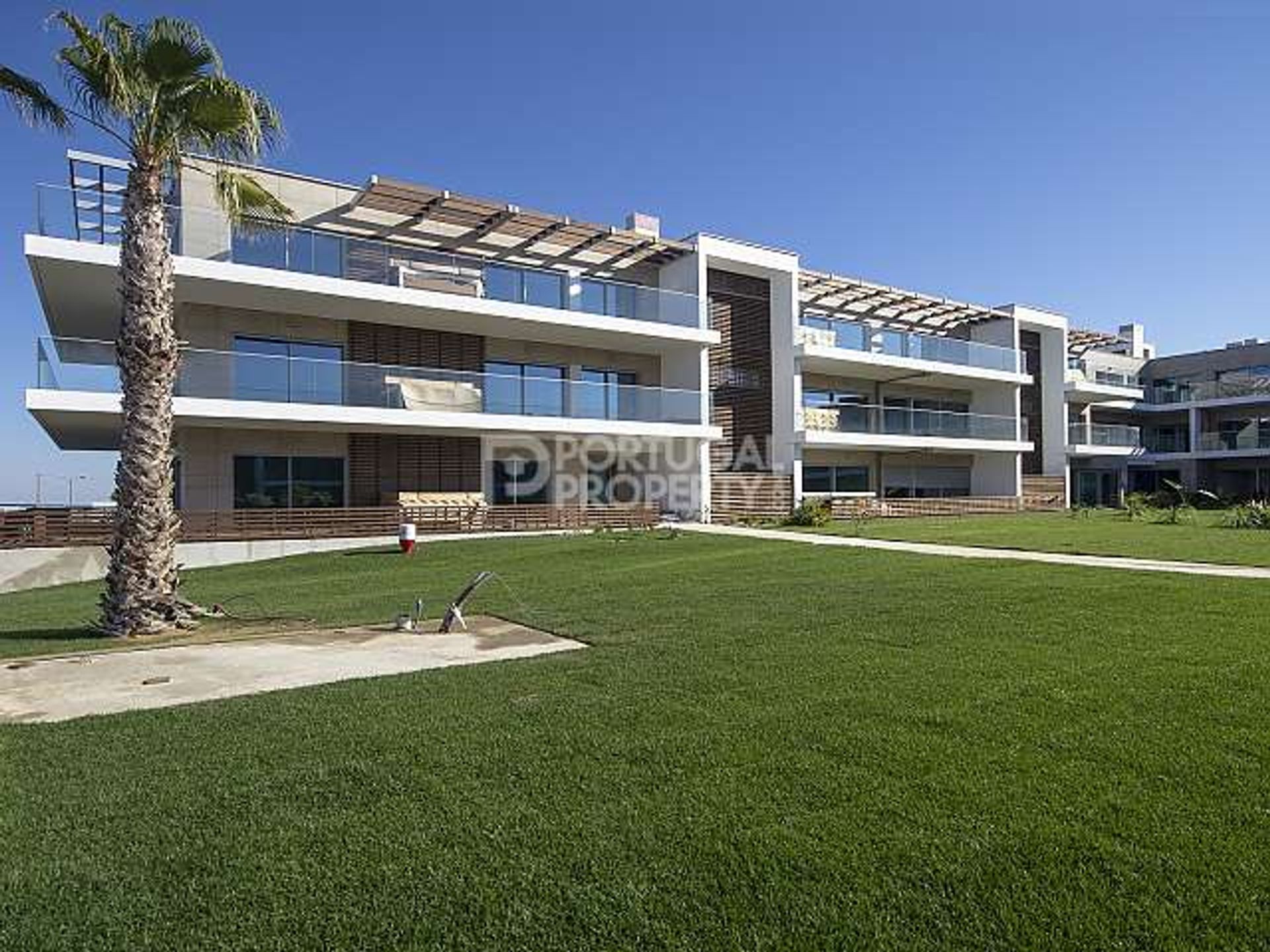 Condominium in Setúbal Municipality, Setubal 10176419