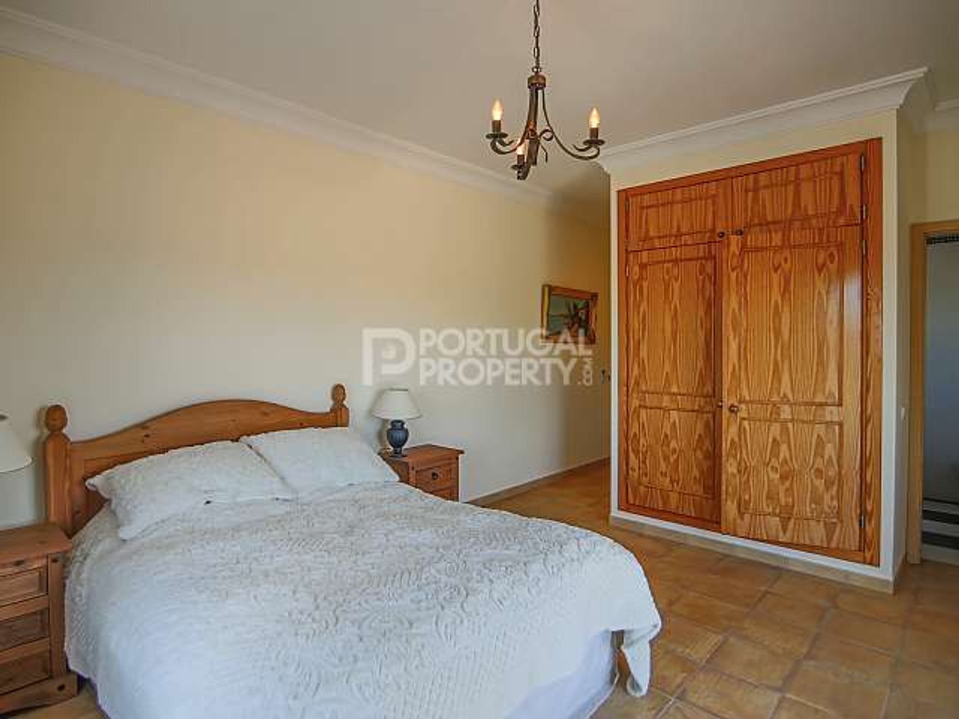 House in Porches, Faro District 10176439