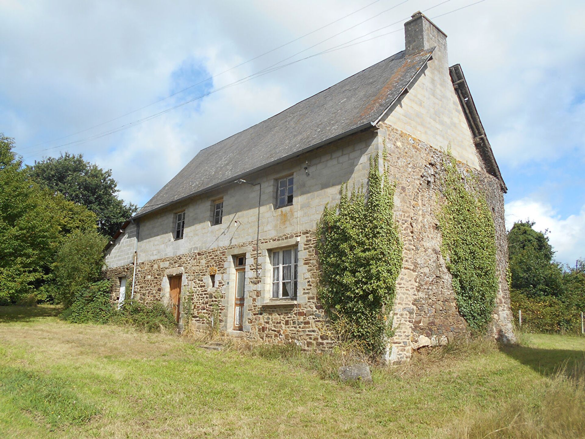 Hus i Sainte-Marie-du-Bois, Normandie 10177575