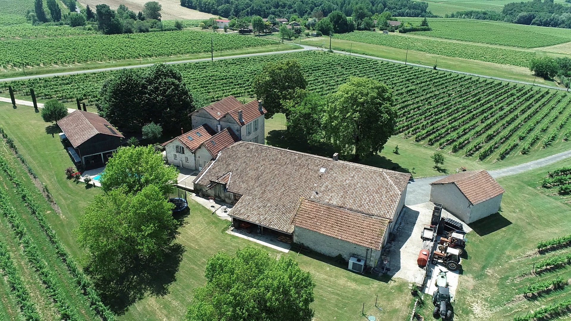 بيت في Blasimon, Nouvelle-Aquitaine 10178078