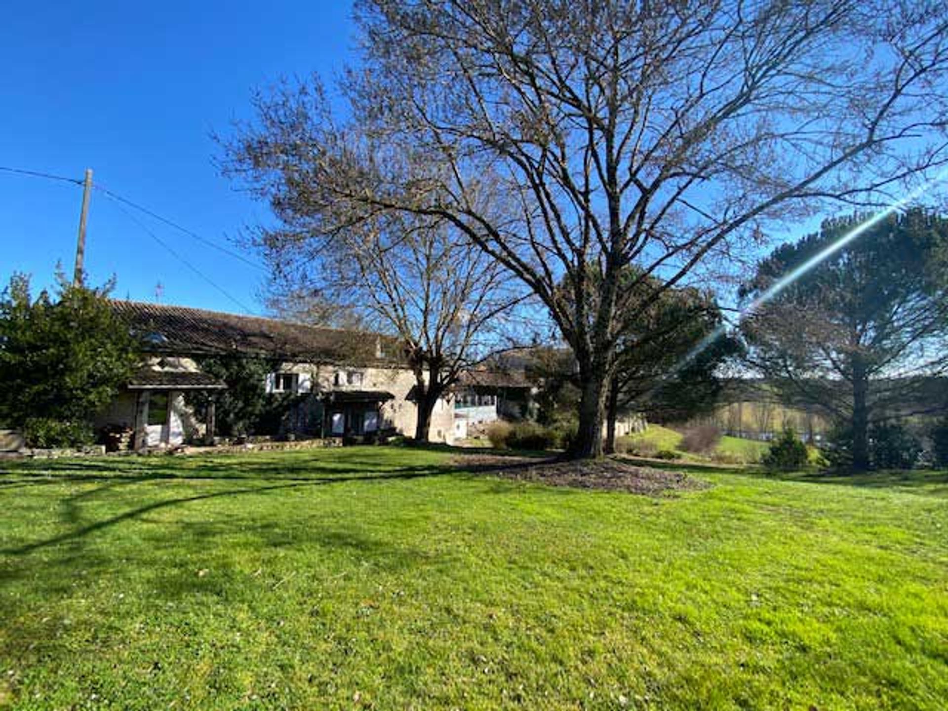 Casa nel Sainte-Foy-la-Grande, Nouvelle-Aquitaine 10178099