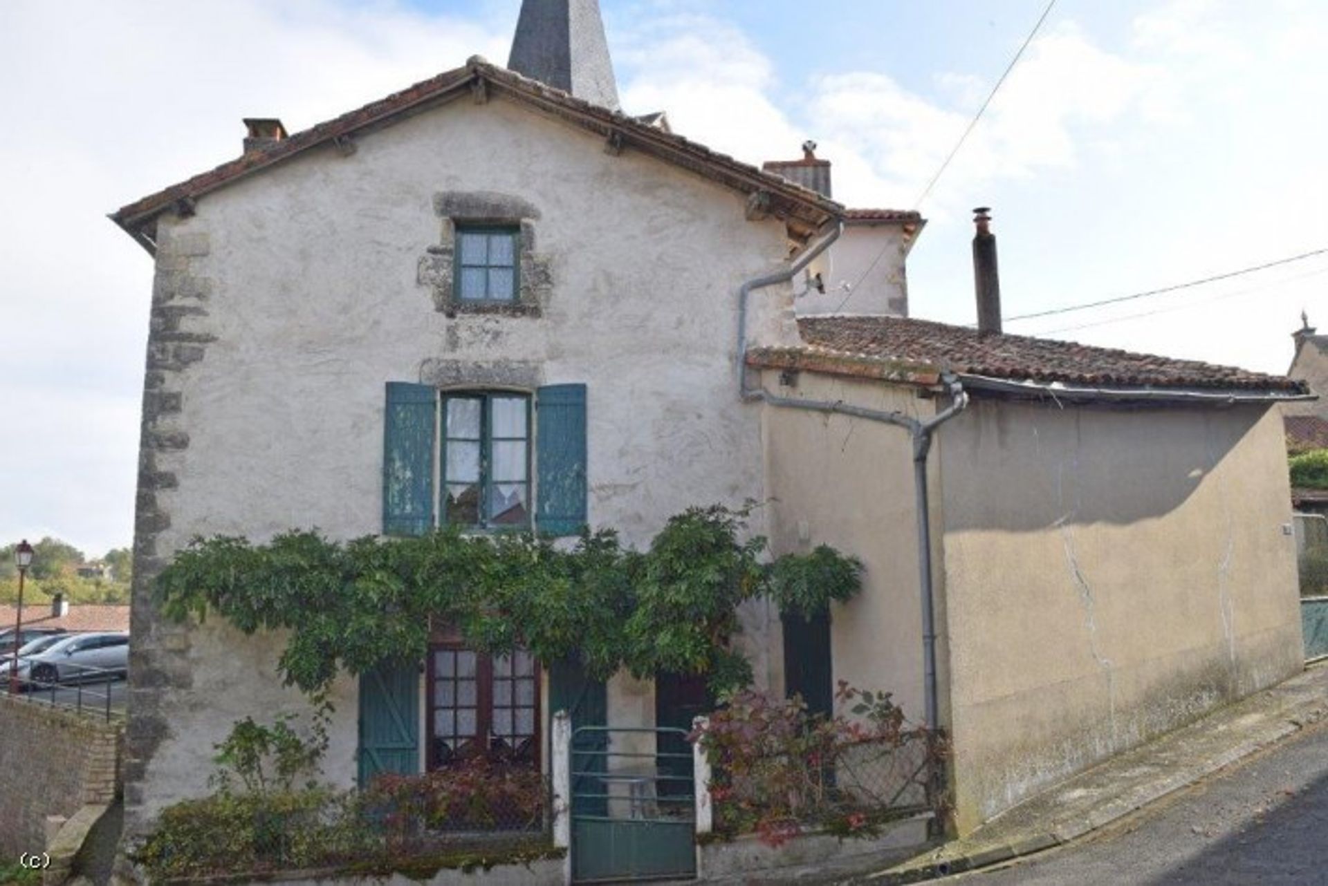 Будинок в Charroux, Nouvelle-Aquitaine 10178142