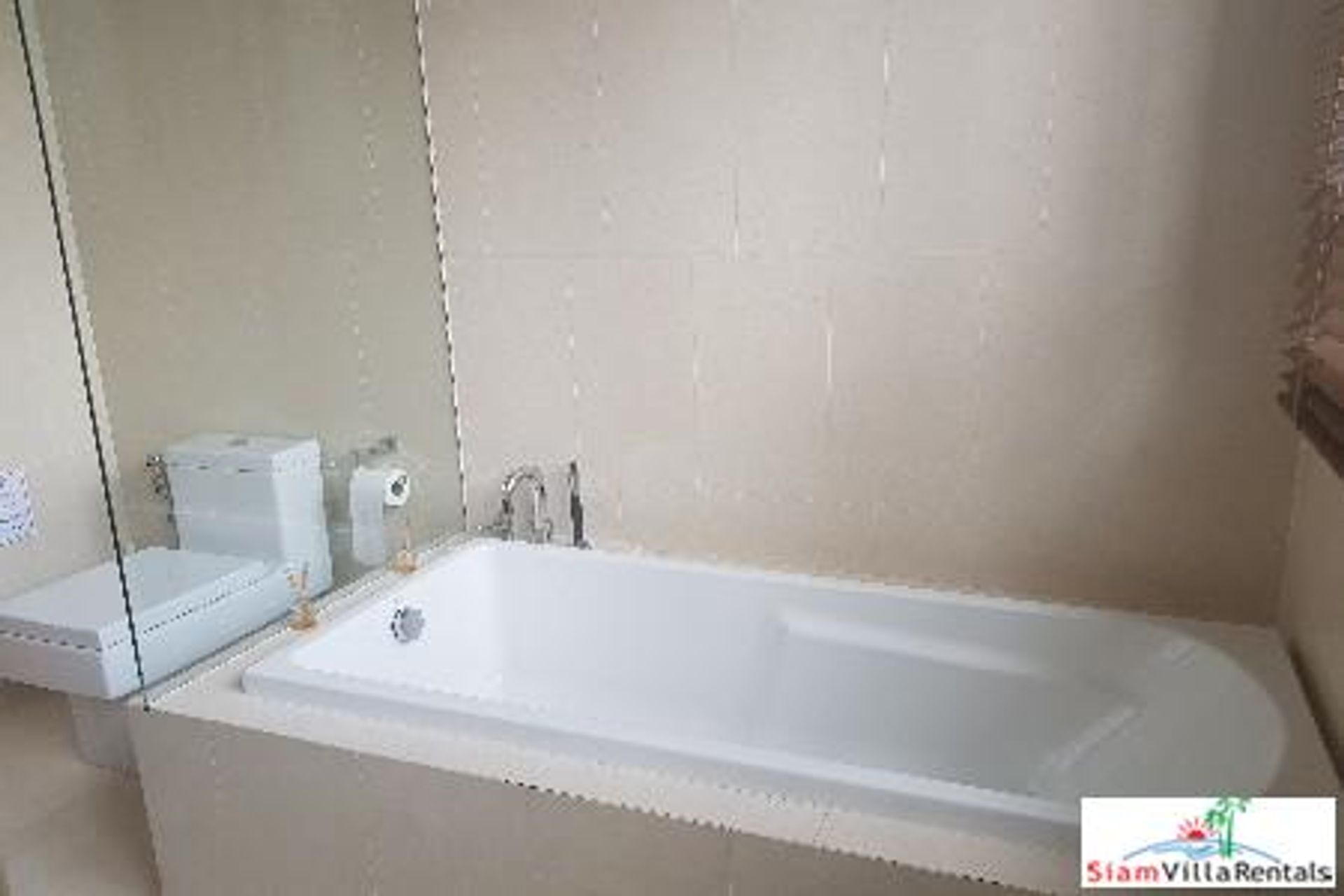 Condominio en Ban Na Song, Krung Thep Maha Nakhon 10178163