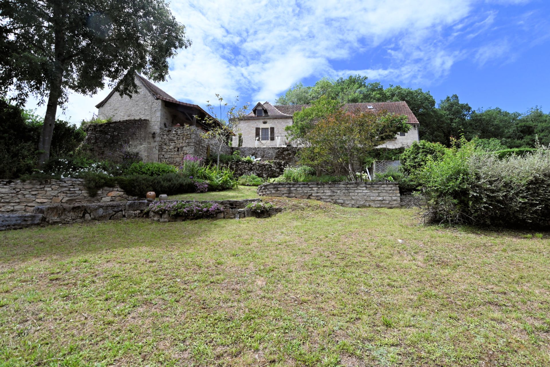 casa en Saint-Cyprien, Nouvelle-Aquitaine 10178194