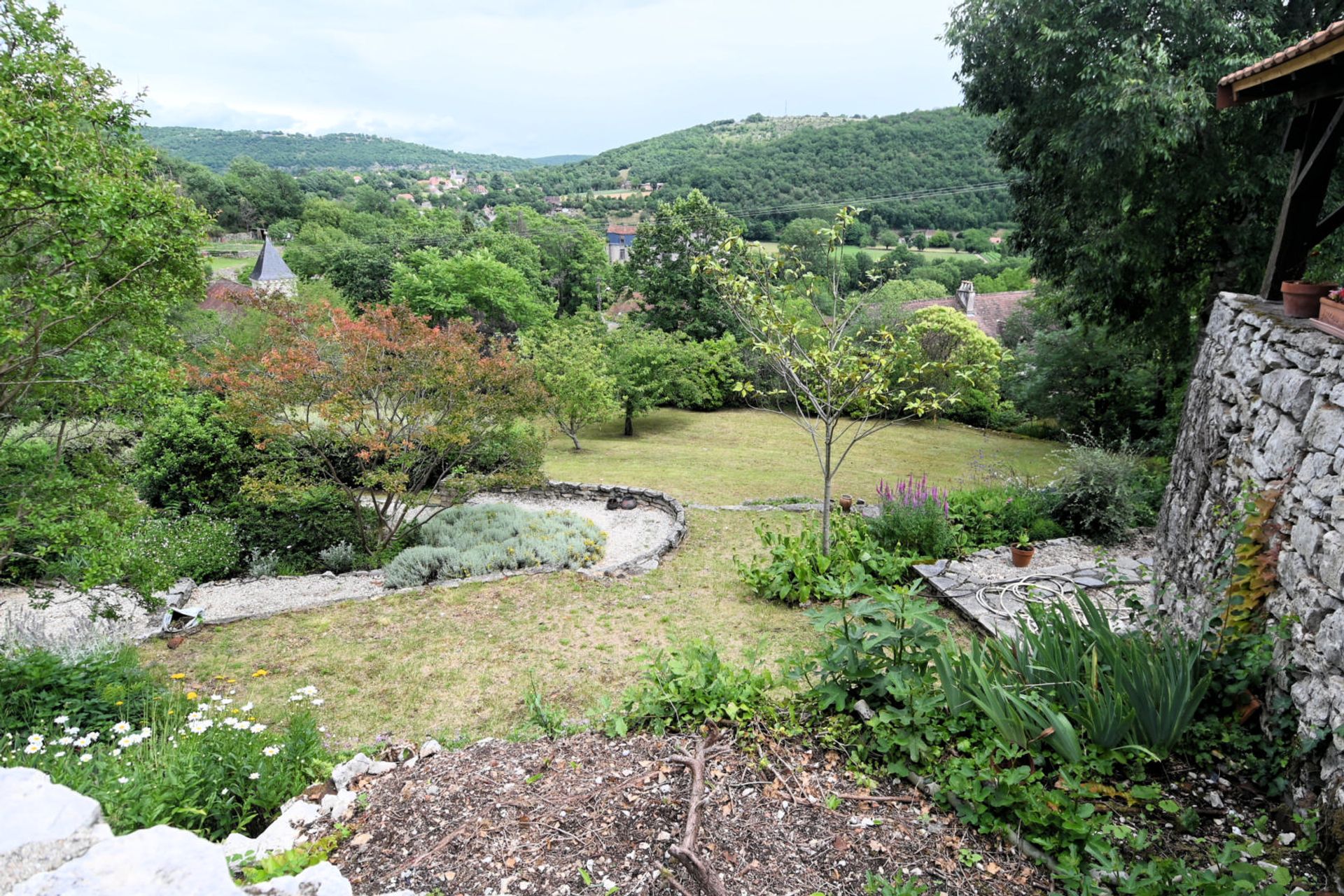 casa en Saint-Cyprien, Nouvelle-Aquitaine 10178194