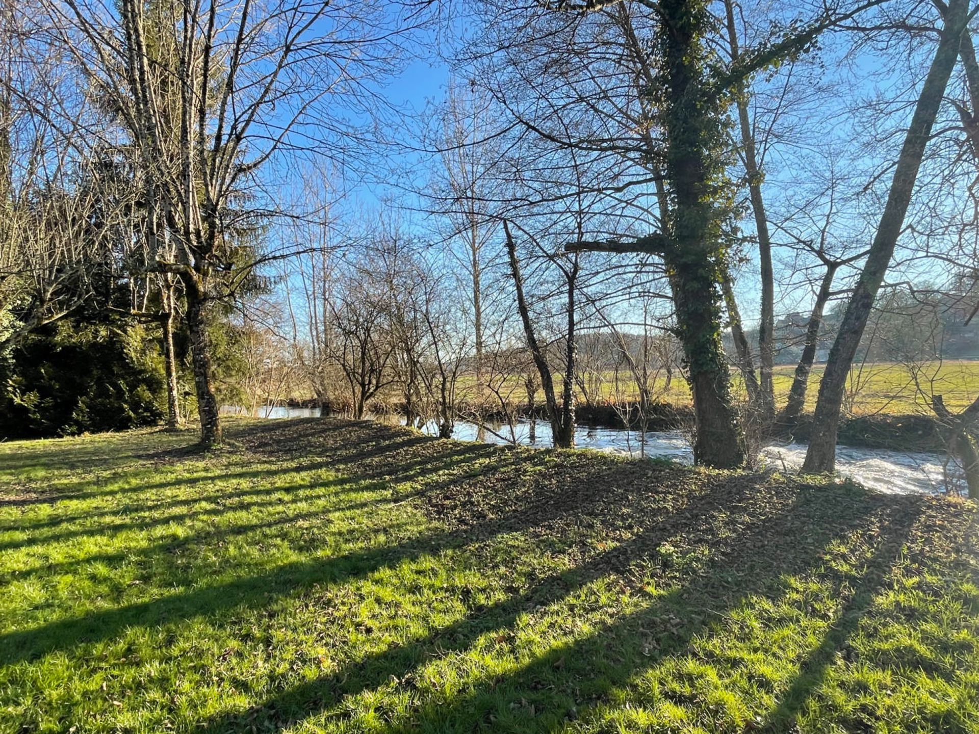 Casa nel Saint-Cyprien, Nouvelle-Aquitaine 10178211