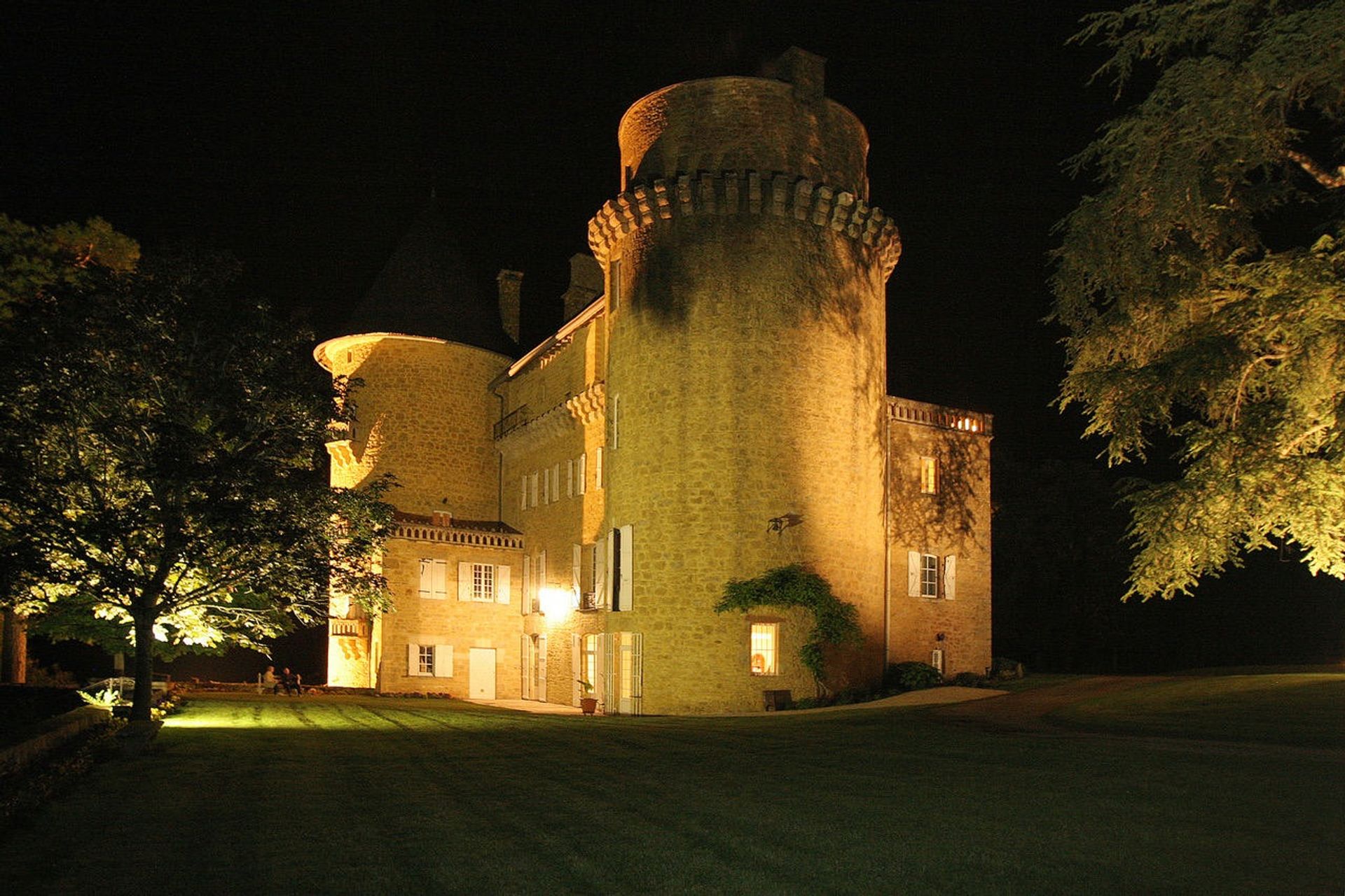 بيت في Saint-Cyprien, Nouvelle-Aquitaine 10178274