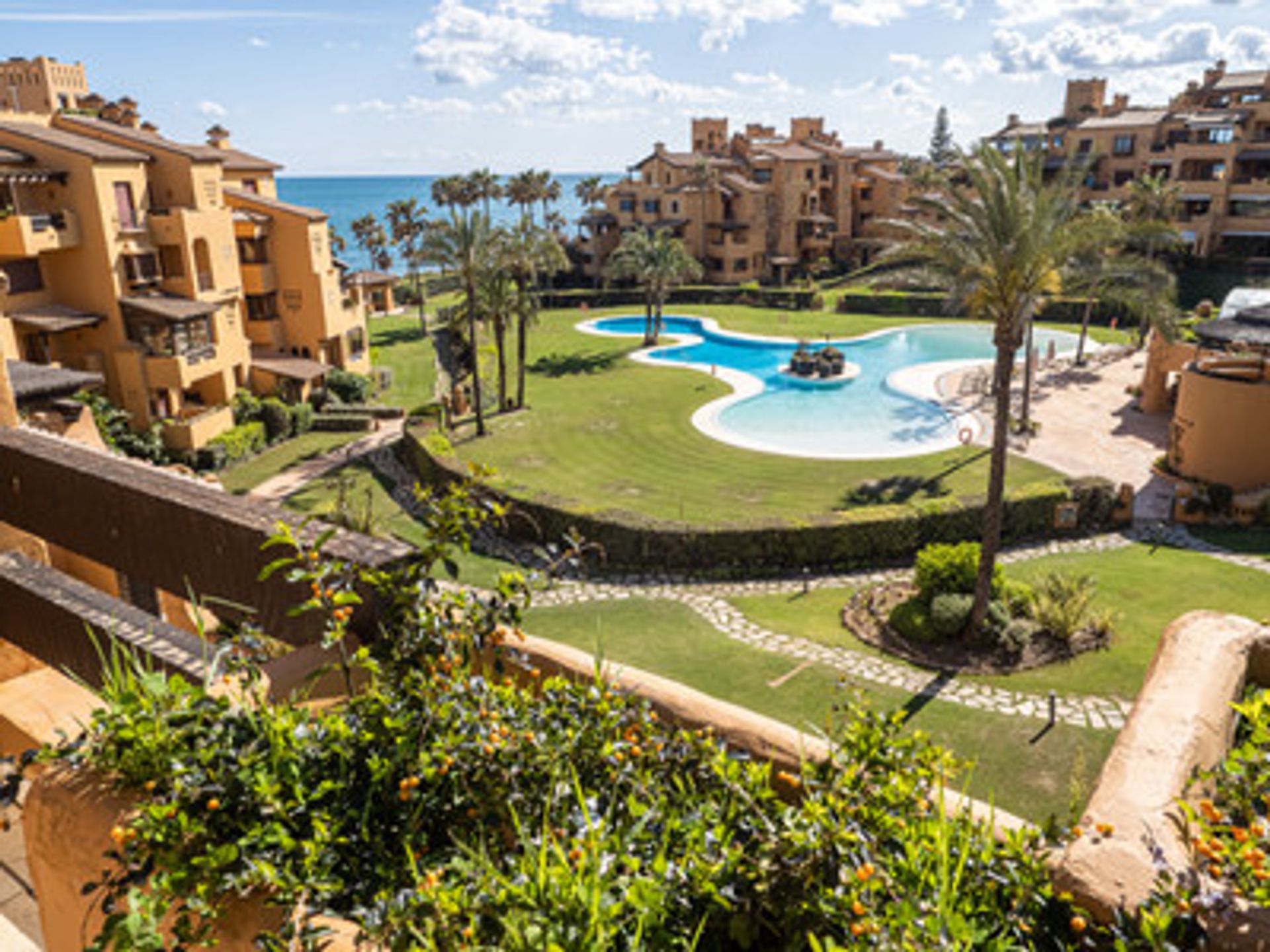 Condominium in Estepona, Andalusia 10179163