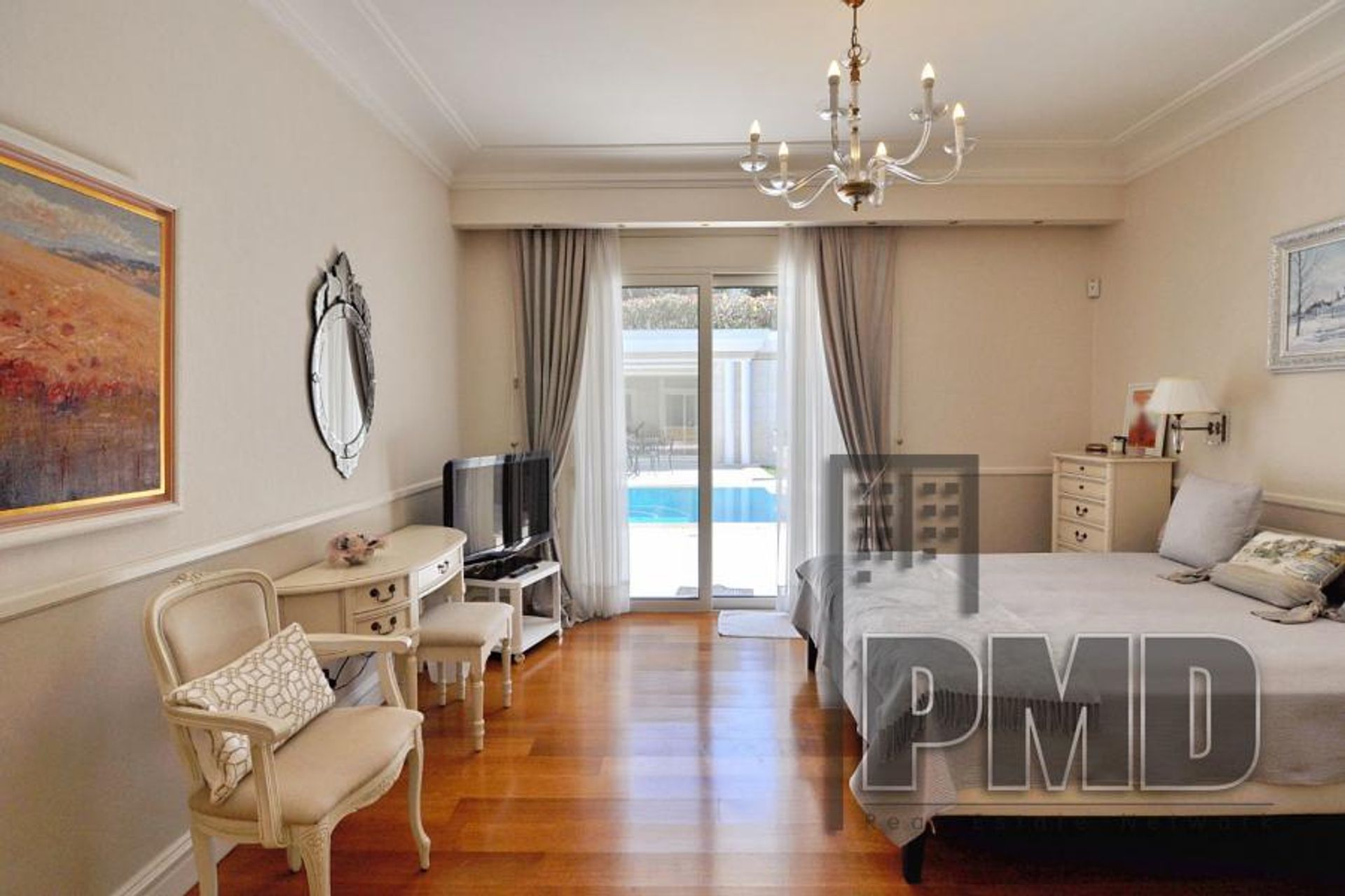 Condominium in Vouliagmeni,  10179245