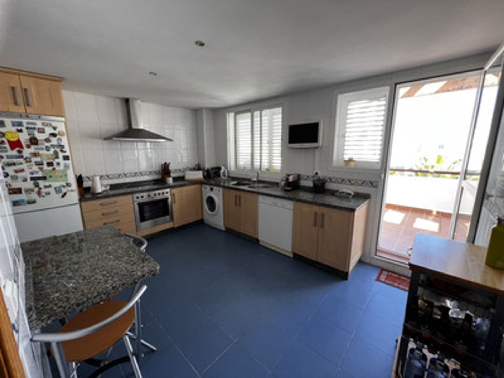 Condominium in Estepona, Andalusia 10179281