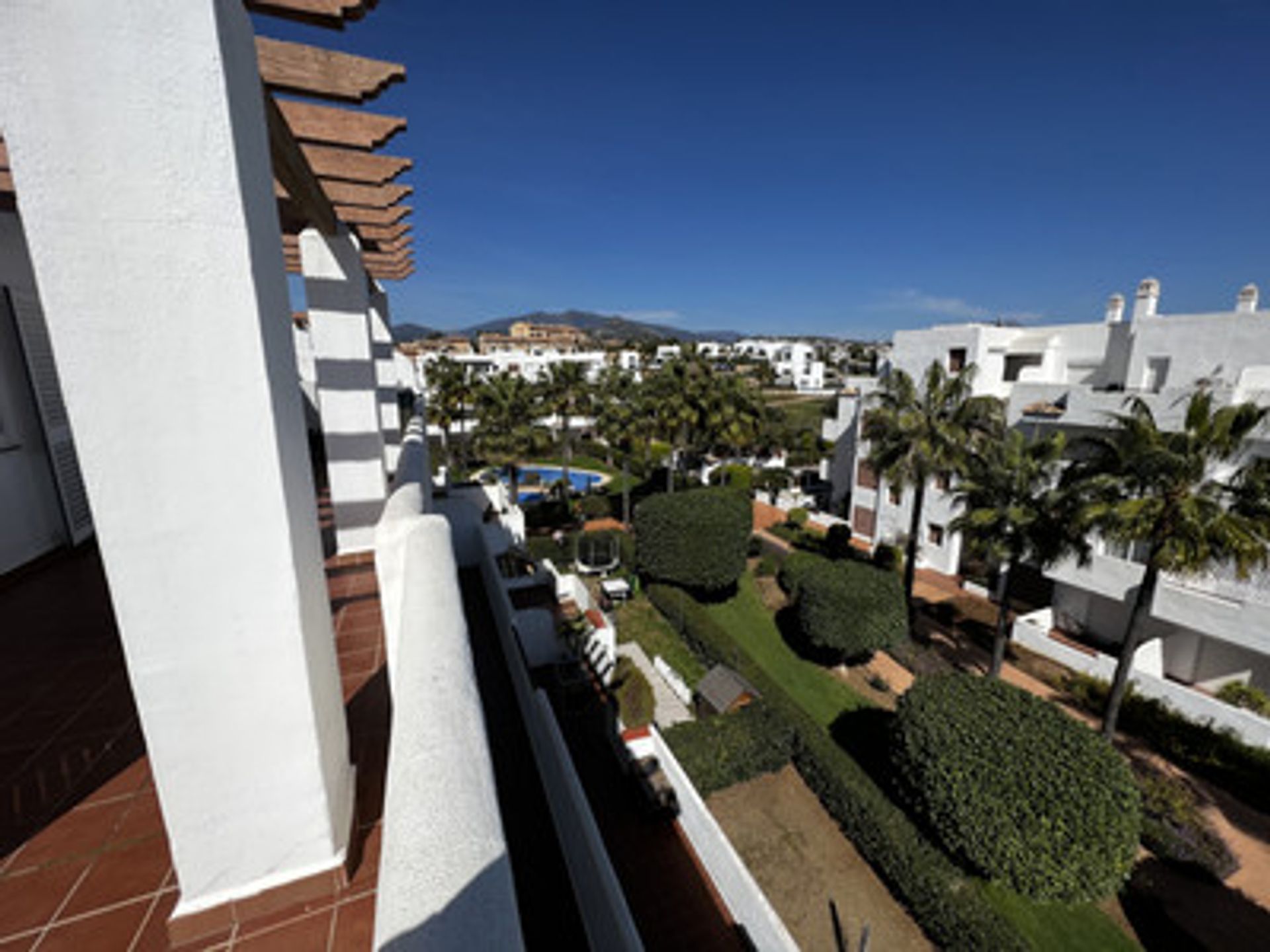 Condominium in Estepona, Andalusia 10179281