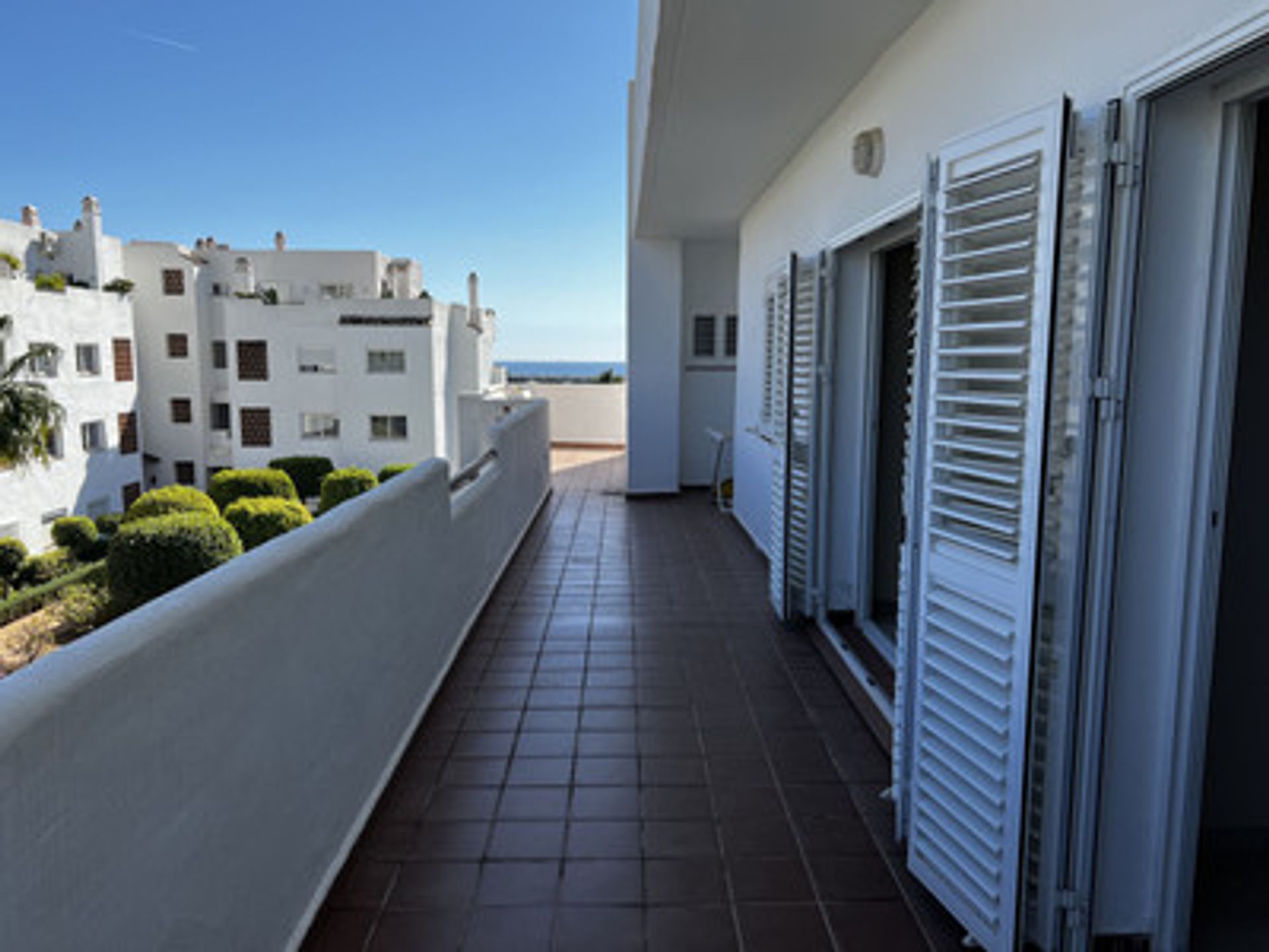 Condominium in Estepona, Andalusia 10179281