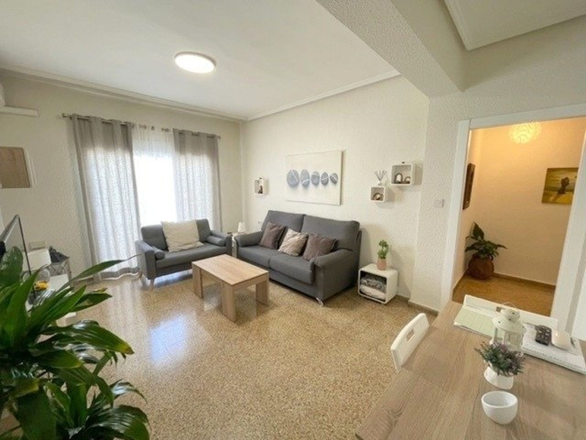 Condominium in Valencia, Valencian Community 10179545