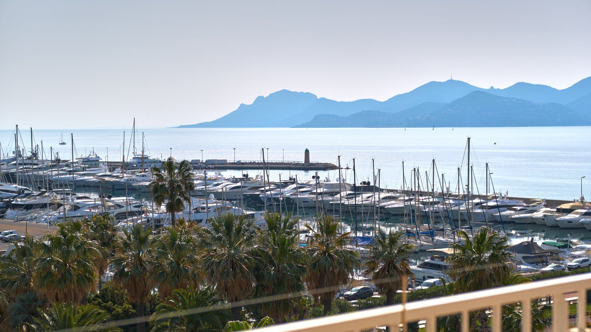 公寓 在 Cannes, Provence-Alpes-Côte d'Azur 10179560