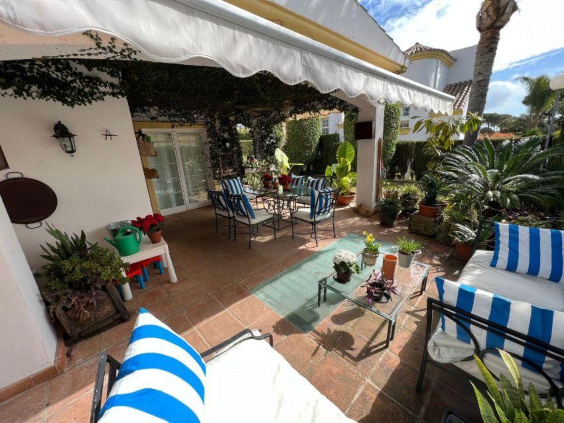 Huis in Marbella, Andalucía 10180470