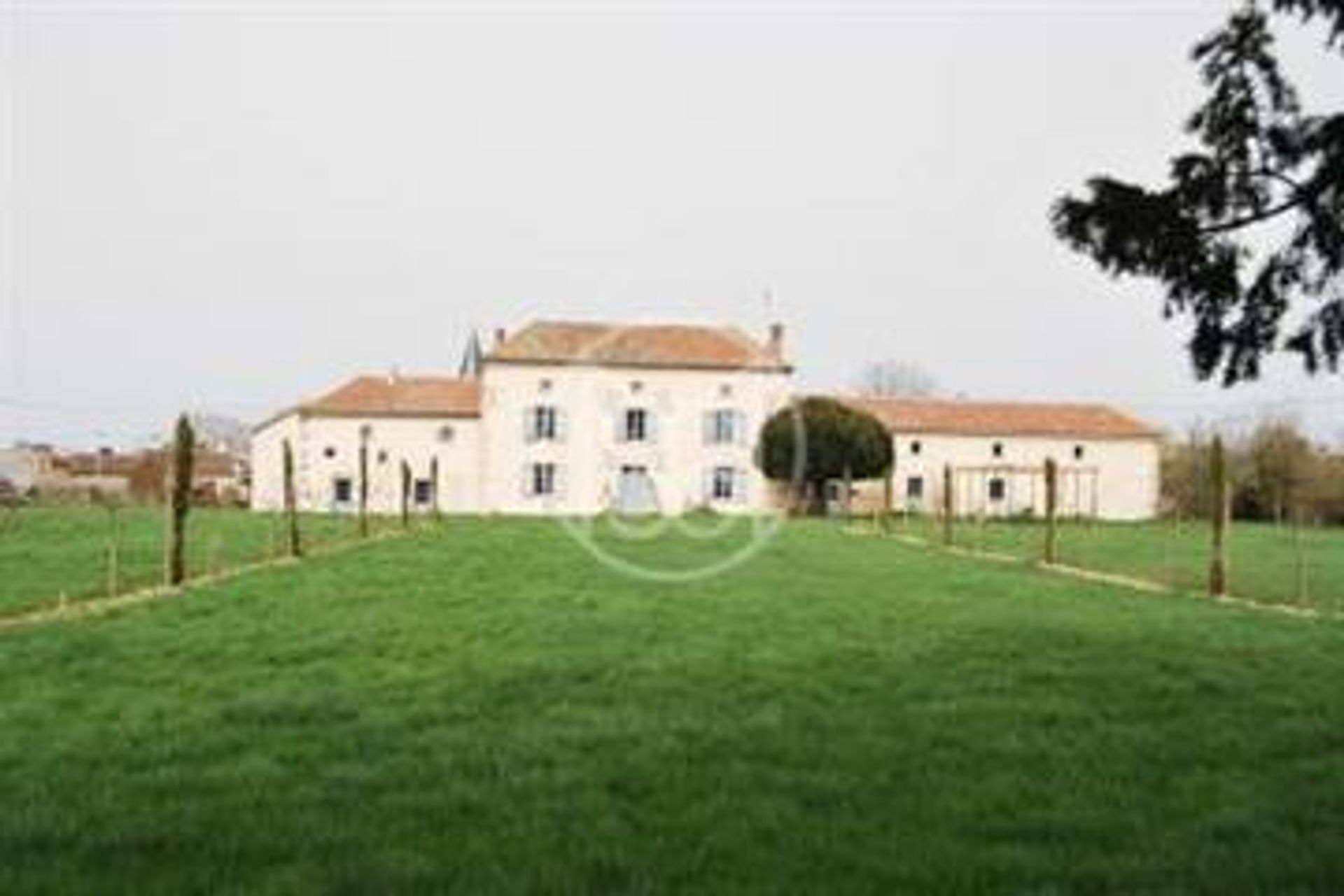 Hus i Millac, Nouvelle-Aquitaine 10180986