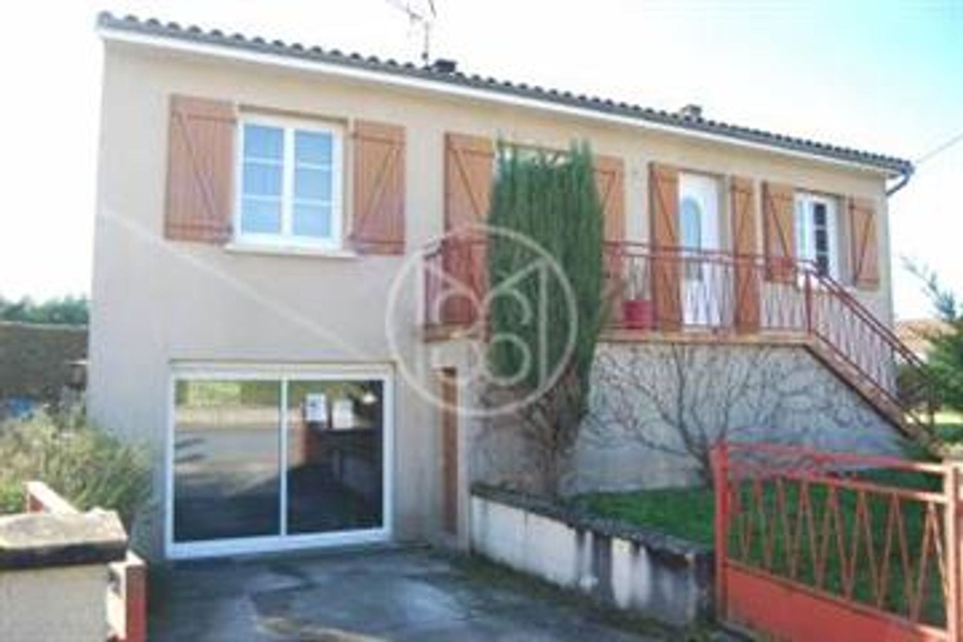 House in Montmorillon, Nouvelle-Aquitaine 10181005