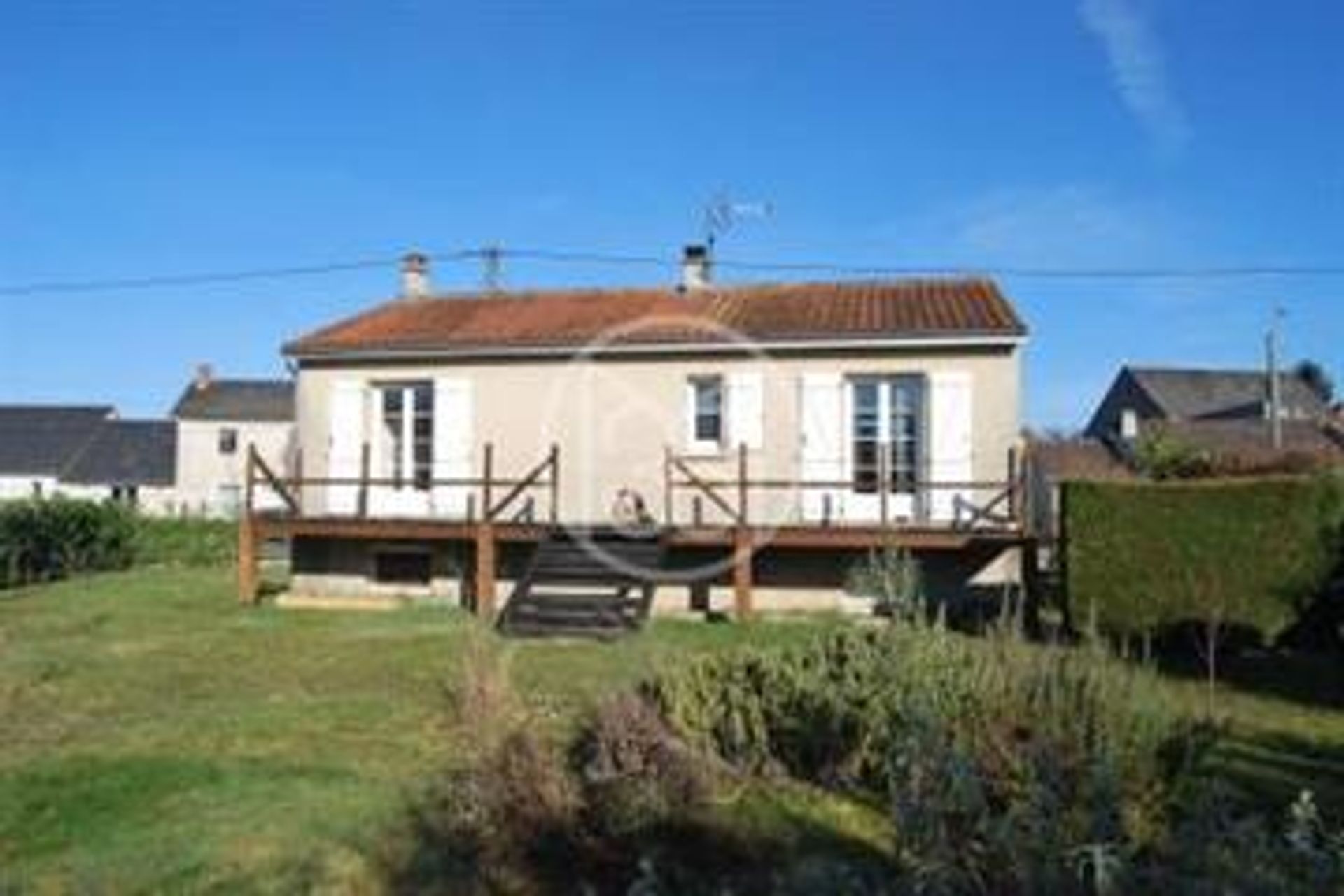 House in Montmorillon, Nouvelle-Aquitaine 10181005