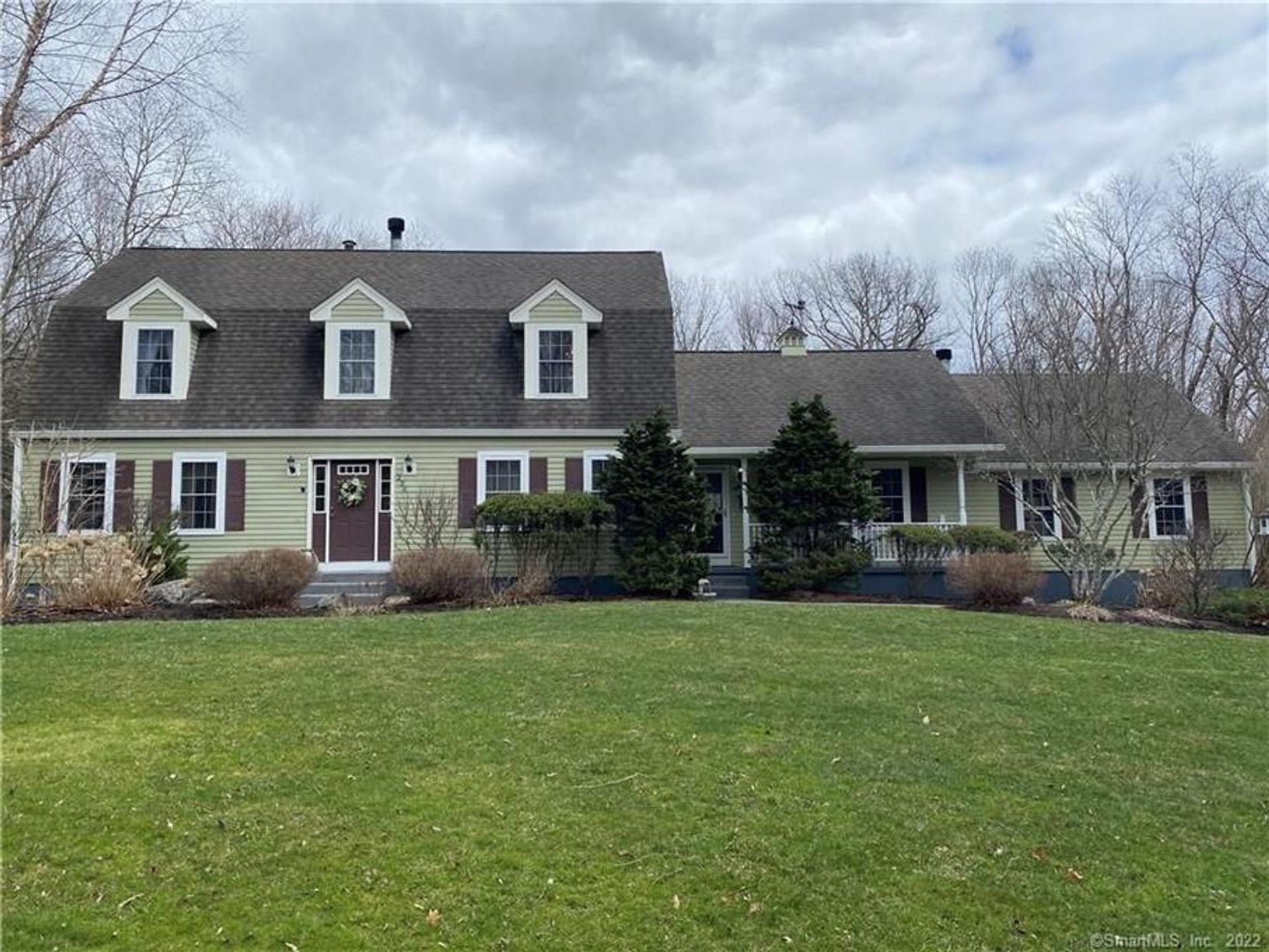 House in Beacon Falls, Connecticut 10181165