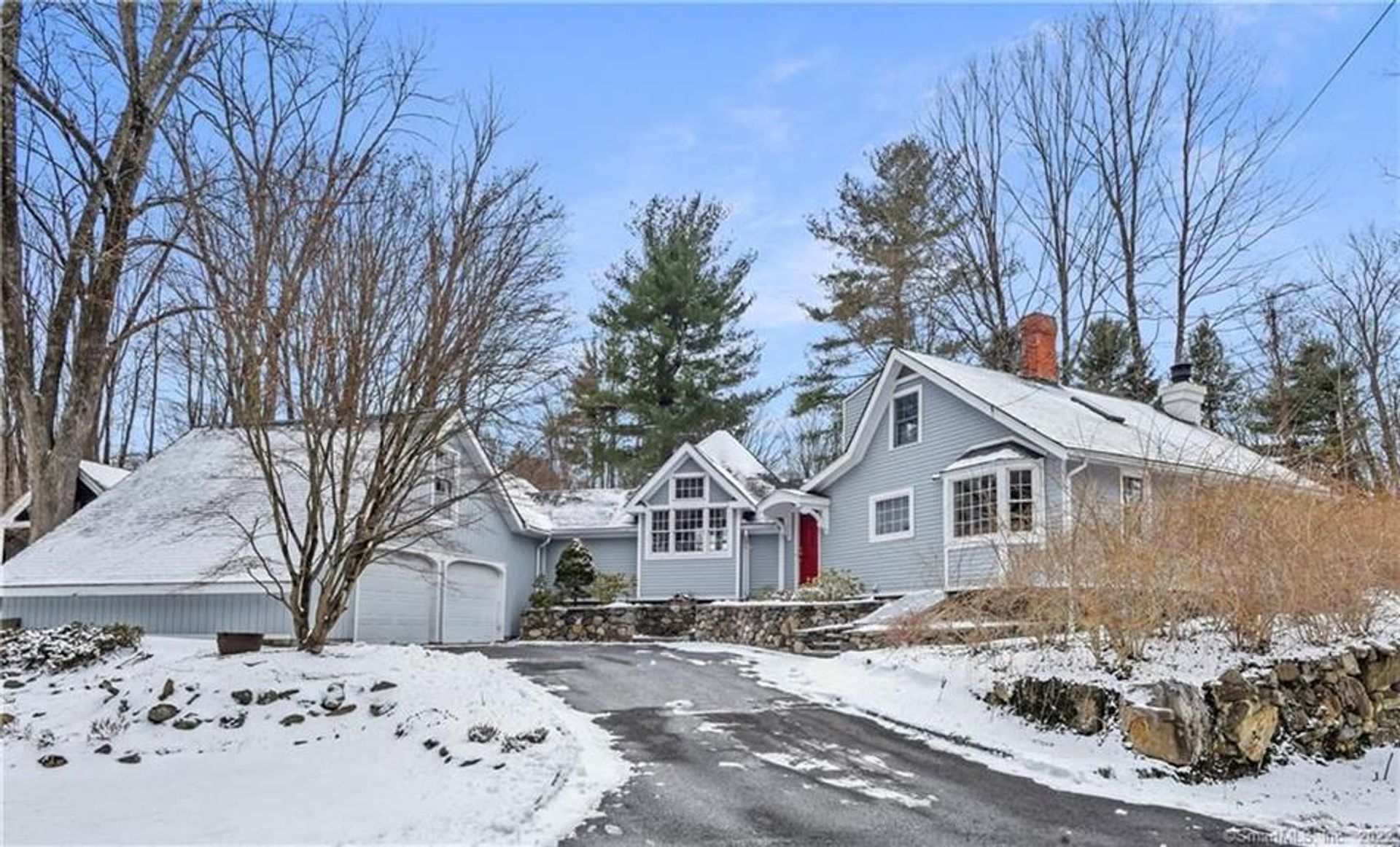 House in Mamanasco Lake, Connecticut 10181227