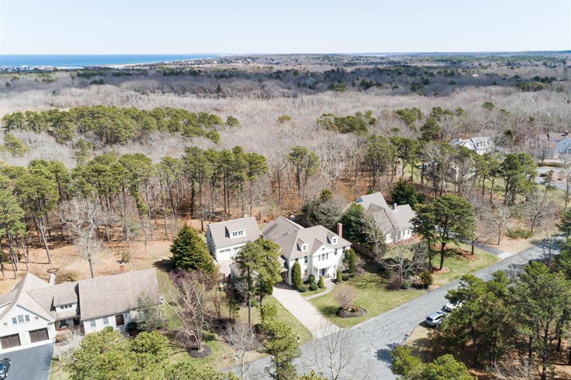 House in Plowed Neck, Massachusetts 10181663