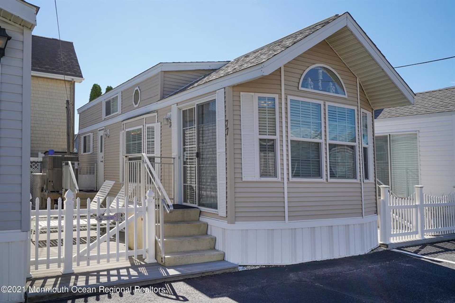 Condominium in Seaside Park, New Jersey 10181714