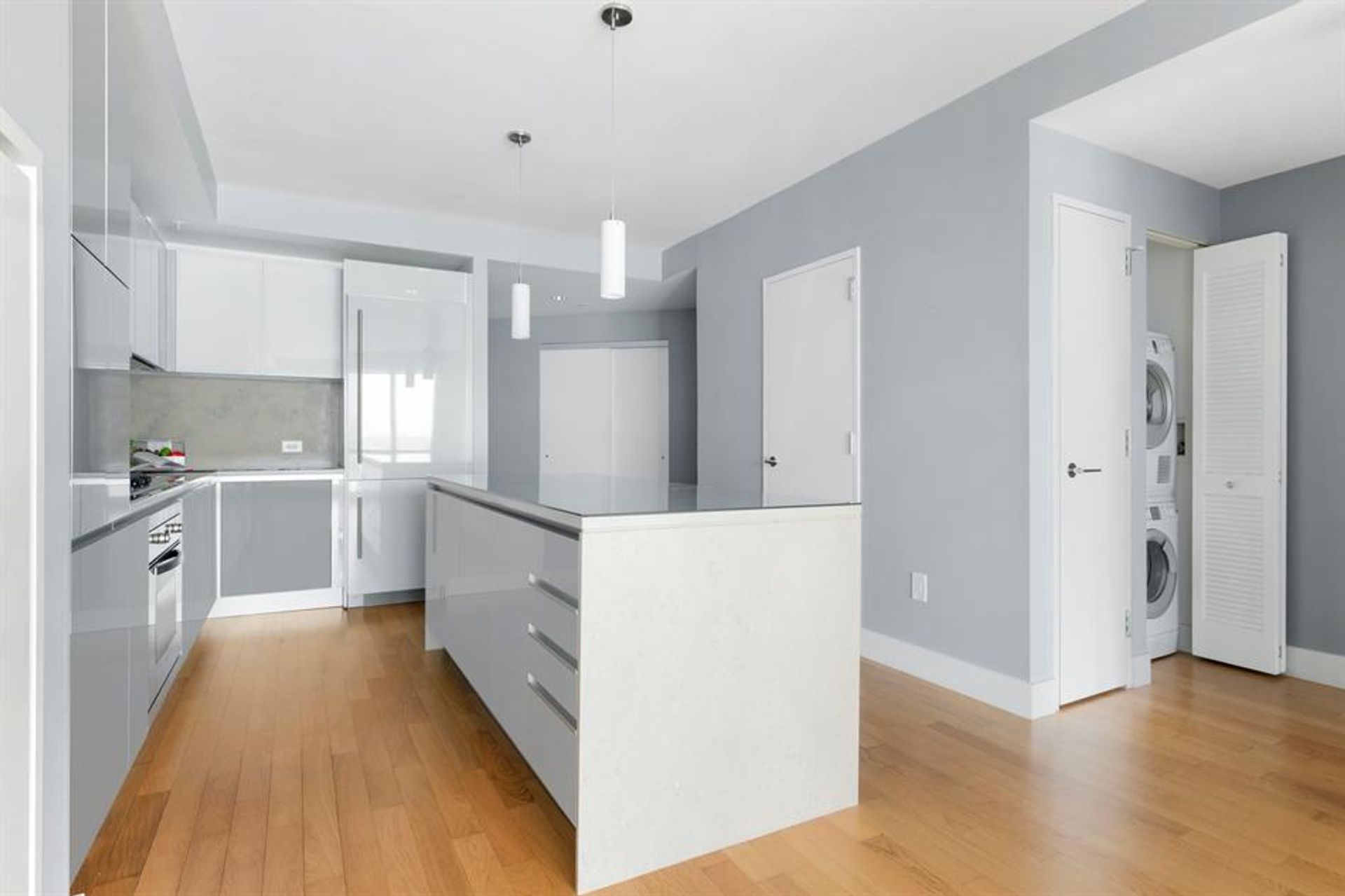 Condominium in Jersey City, New Jersey 10181777