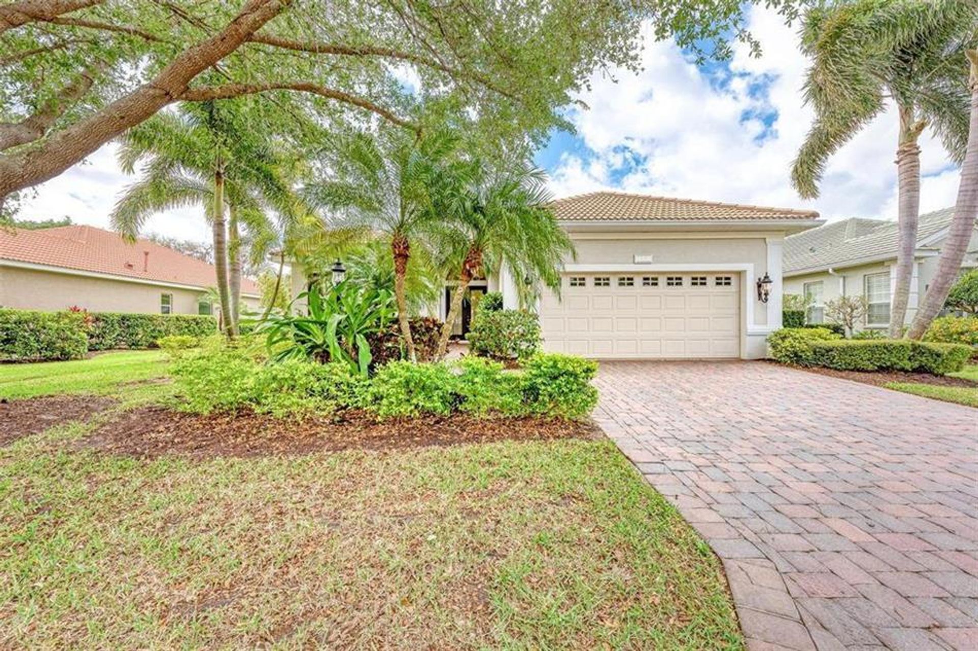 House in Lakewood Ranch, Florida 10182089