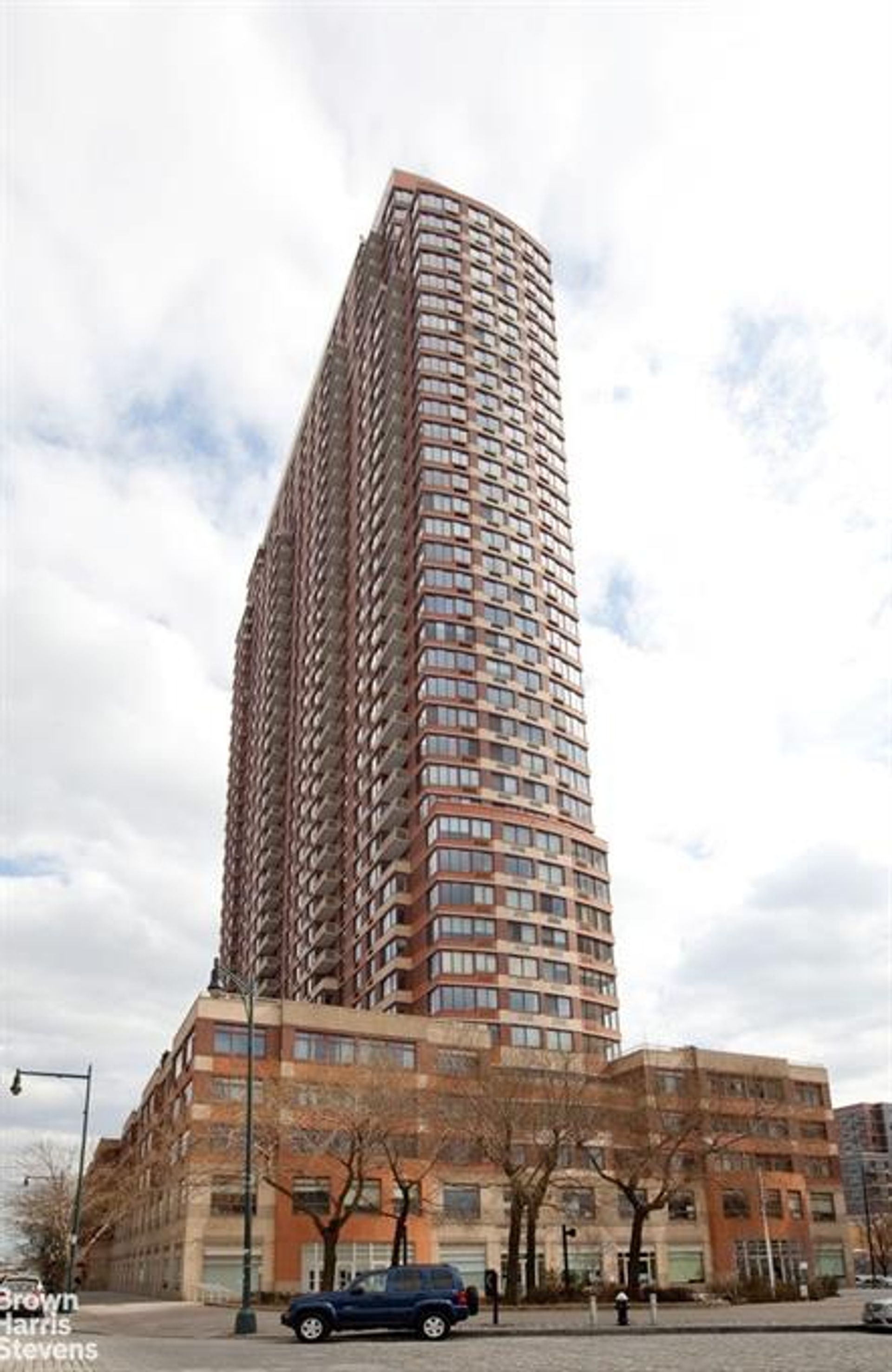 Condominio en , New York 10182332