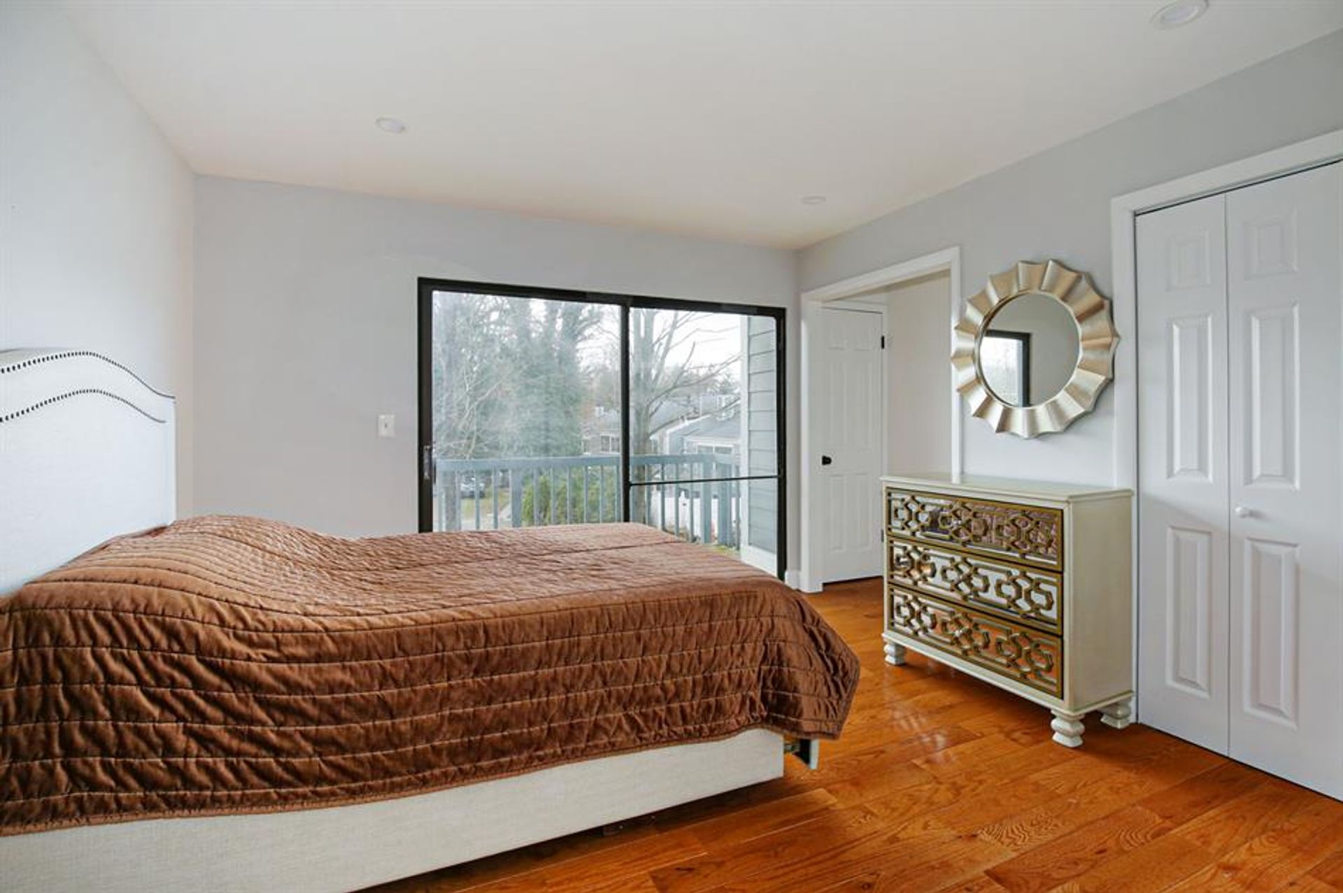 House in Mount Kisco, New York 10182357